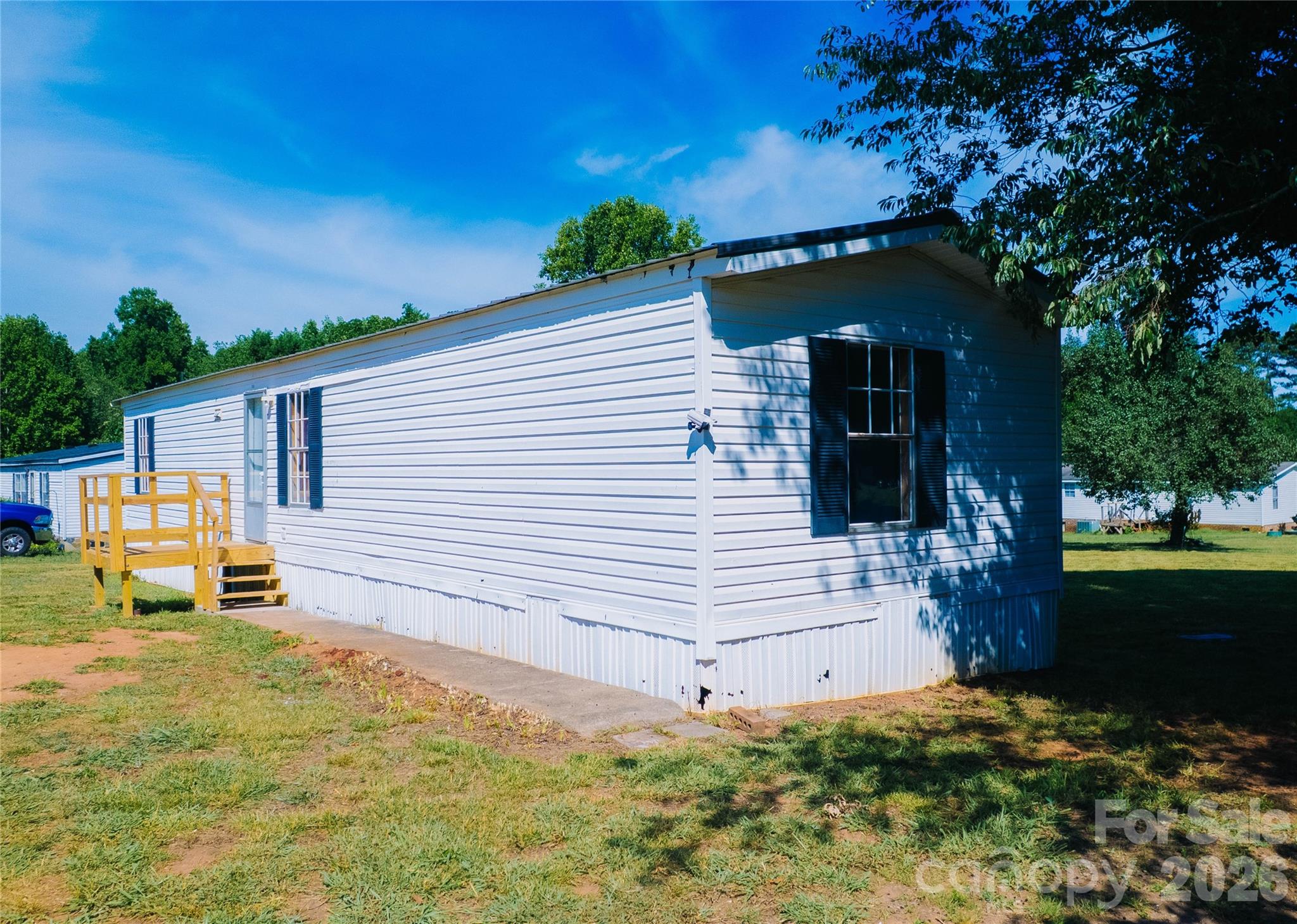 Single Family Residence at 1341 Freedom Lane, Newton, photo 8 of 22