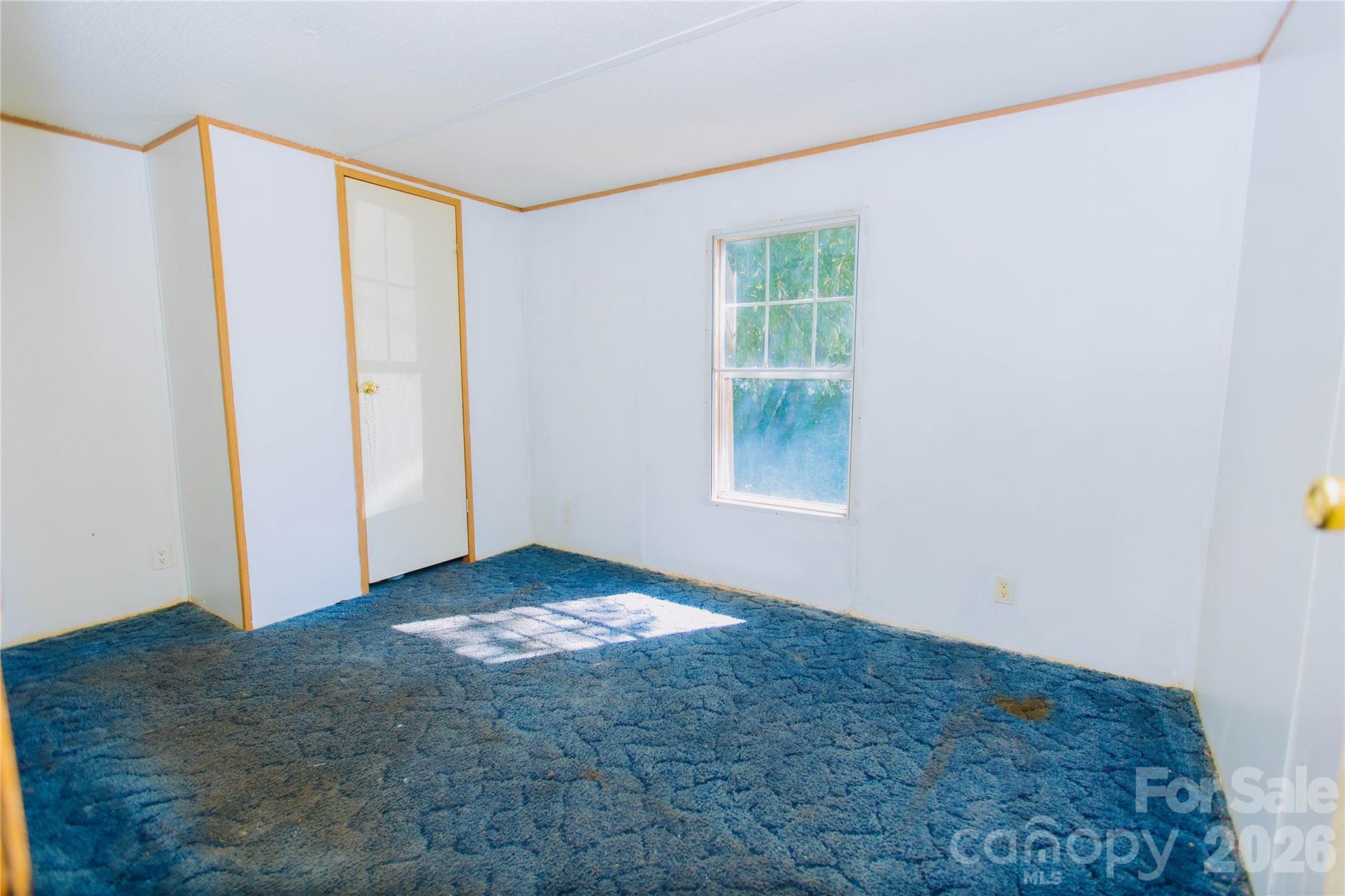 Single Family Residence at 1341 Freedom Lane, Newton, photo 9 of 22