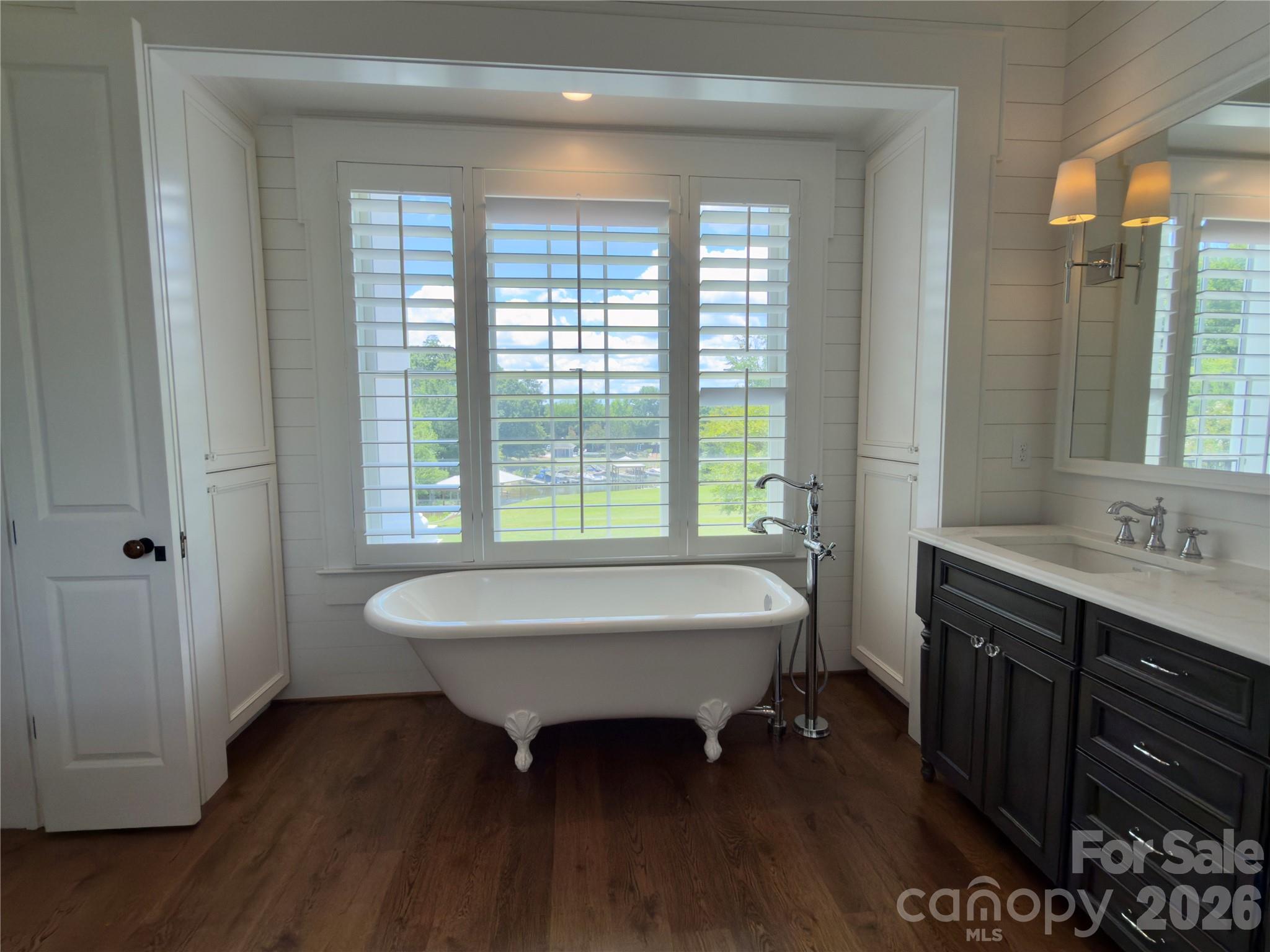 Single Family Residence at 18632 Nantz Road, Cornelius, photo 26 of 48