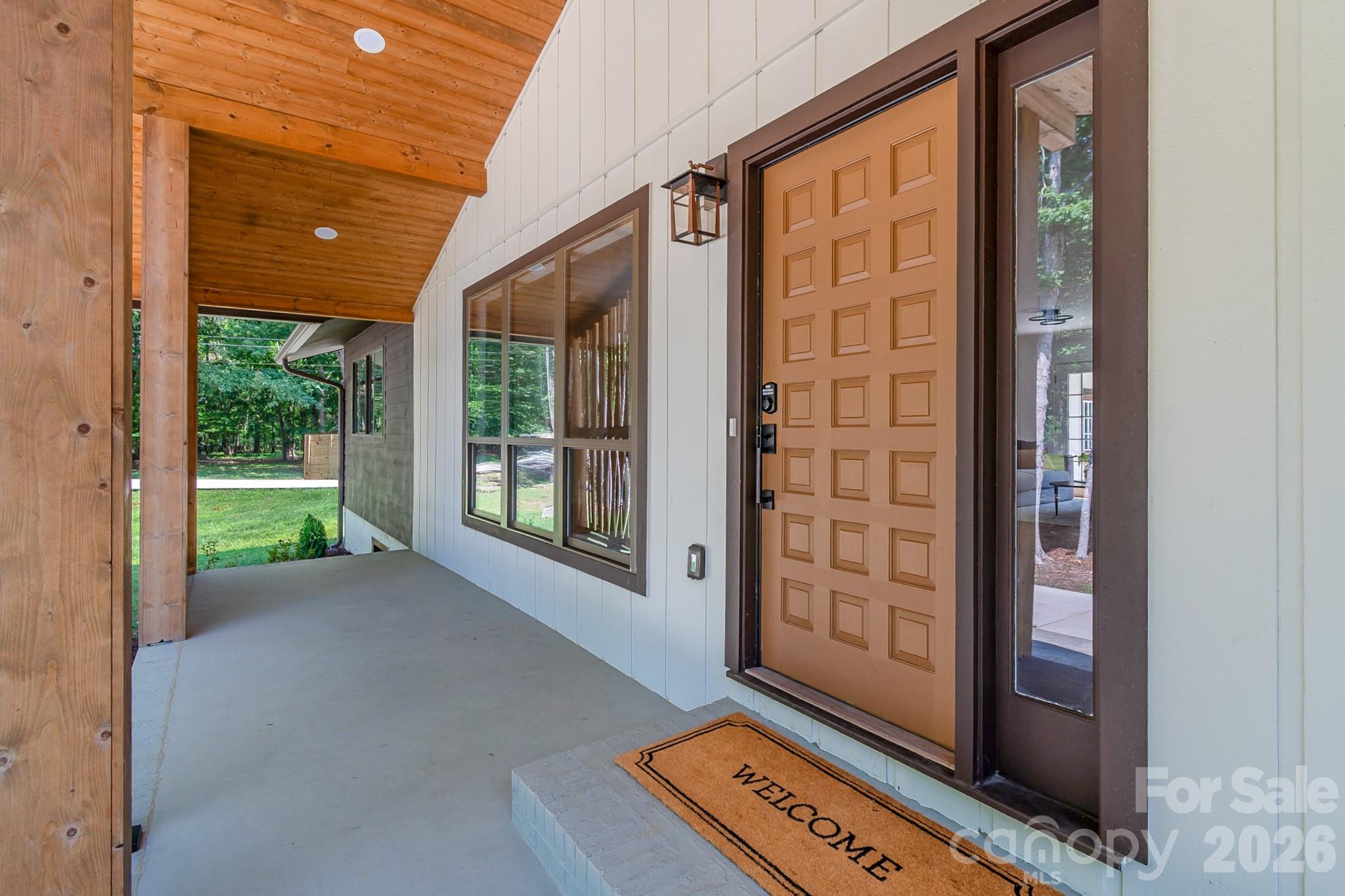 Single Family Residence at 5033 Waxhaw Indian Trail Road, Matthews, photo 5 of 43