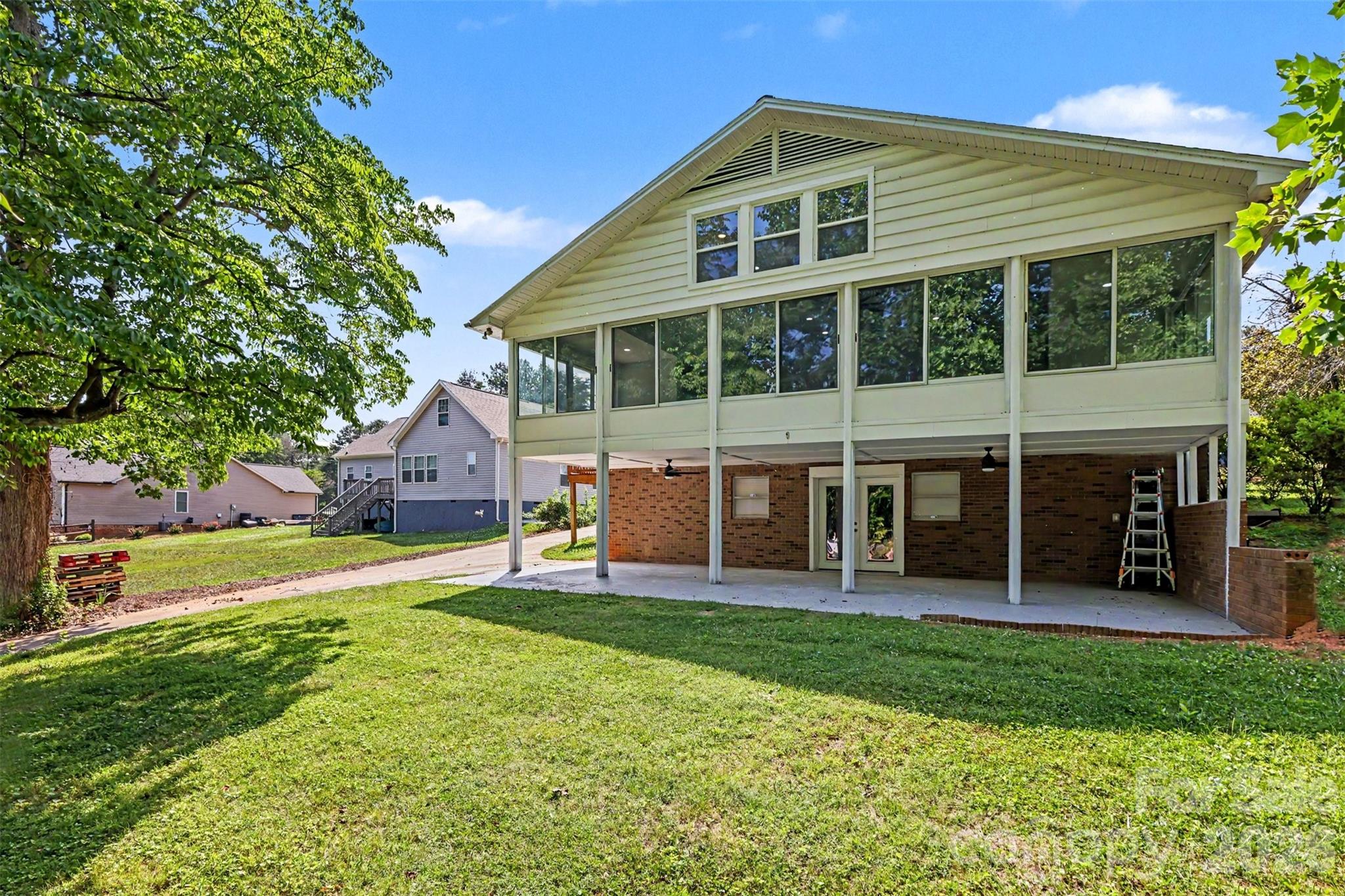 Back of home overlooking lake - 6917 Navajo Trail, Sherrills Ford