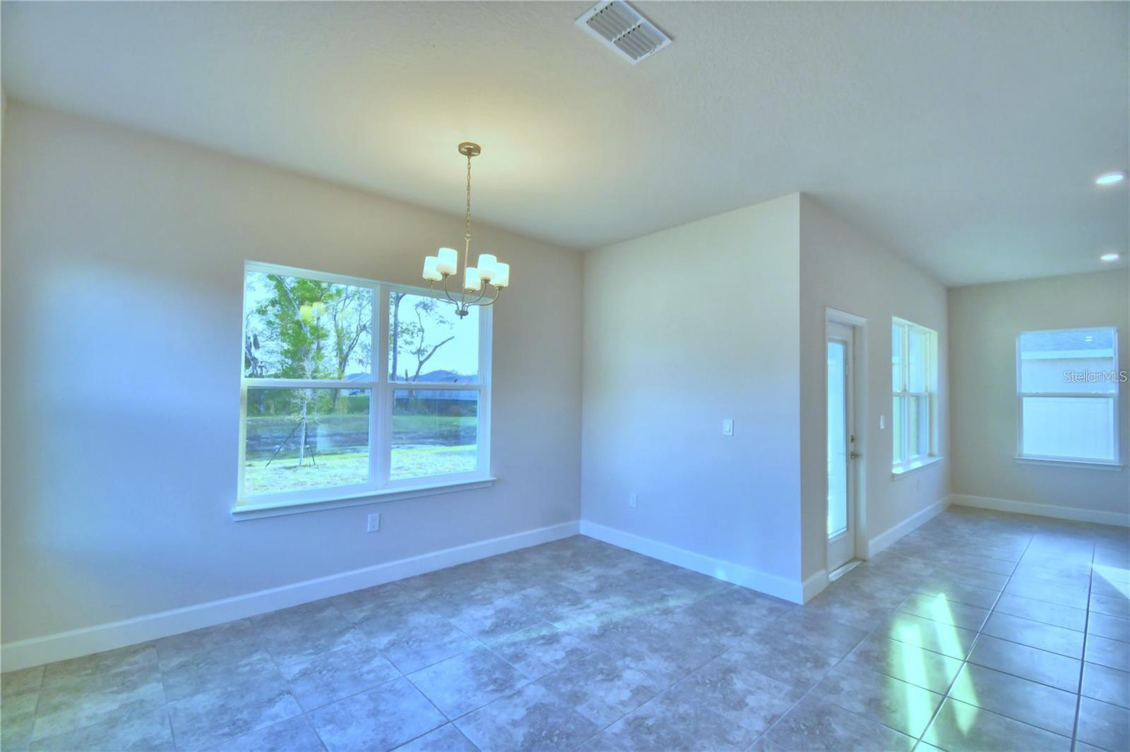 Single Family Residence at 906 SOFIA LN, DAVENPORT, photo 11 of 37
