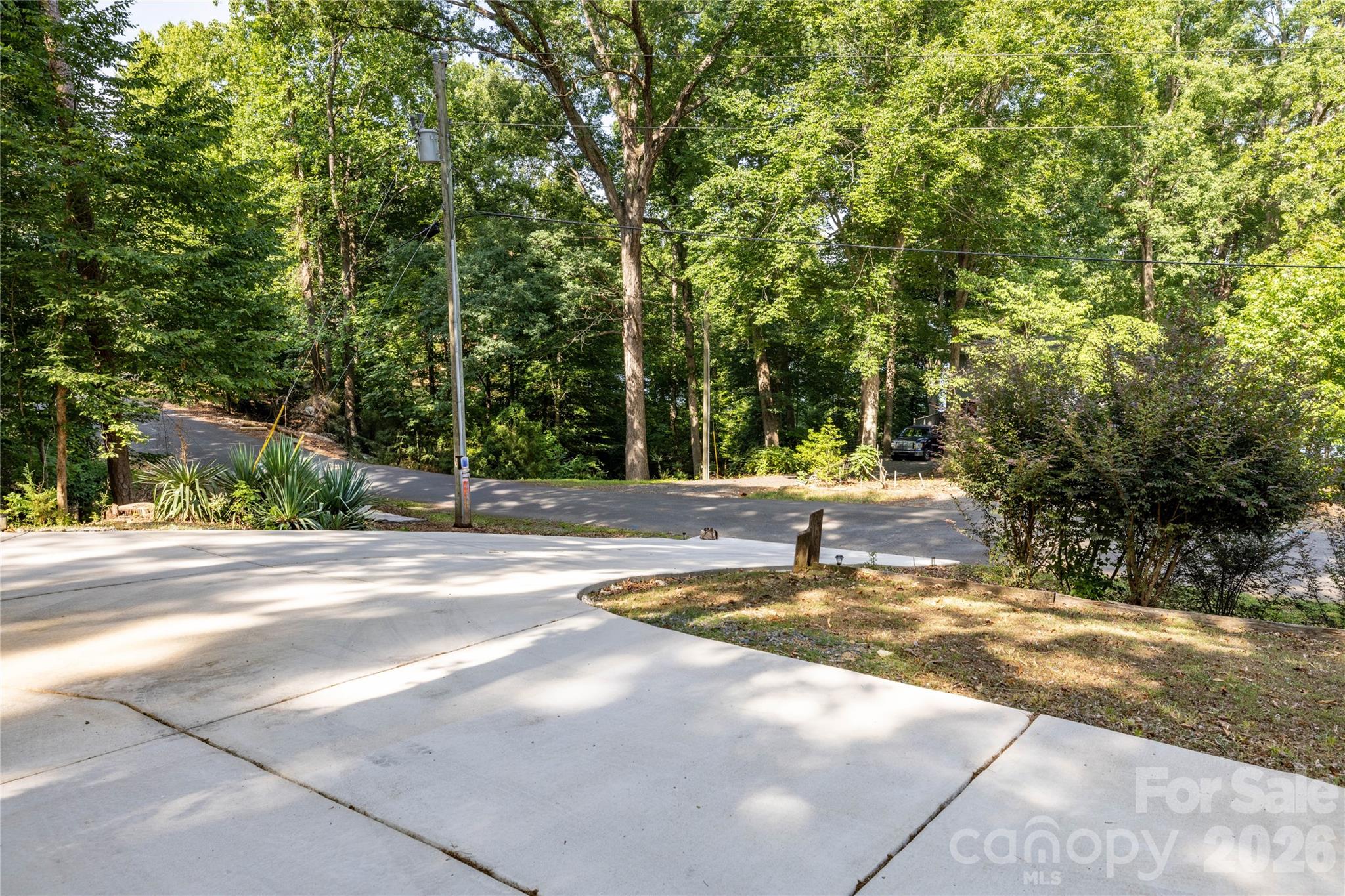 Single Family Residence at 281 Jubal Reeves Circle, Mount Gilead, photo 2 of 44