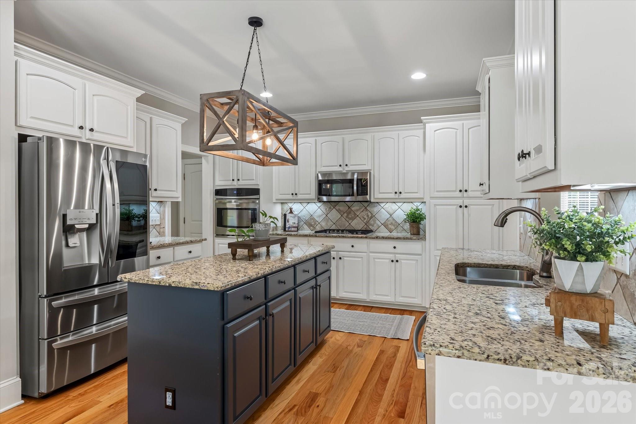 Single Family Residence at 115 Orchard Farm Lane, Mooresville, photo 13 of 48