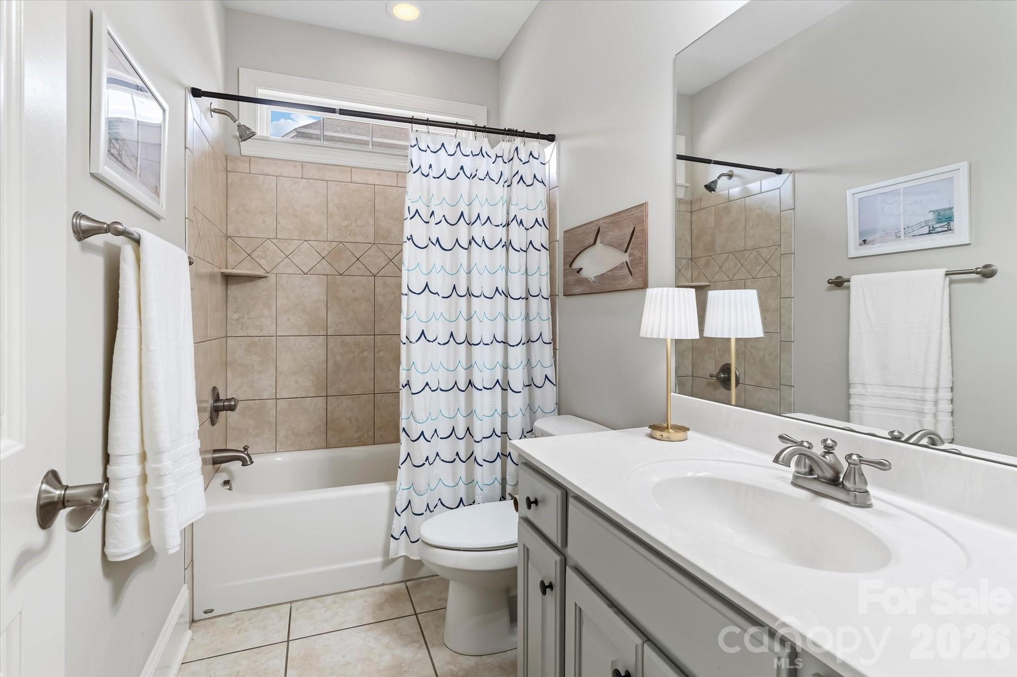 Single Family Residence at 115 Orchard Farm Lane, Mooresville, photo 25 of 48