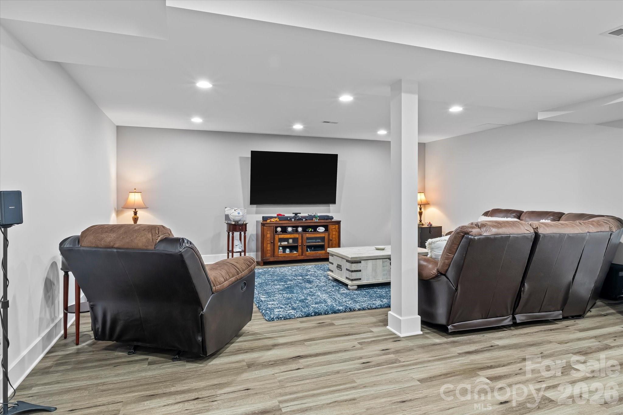 Single Family Residence at 115 Orchard Farm Lane, Mooresville, photo 37 of 48