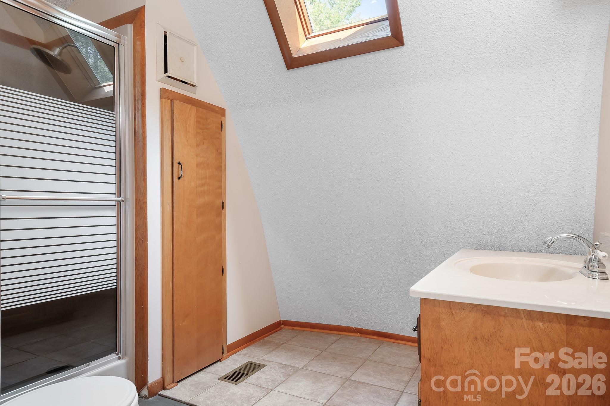 Single Family Residence at 6351 Wildwood Trail, Denver, photo 18 of 39