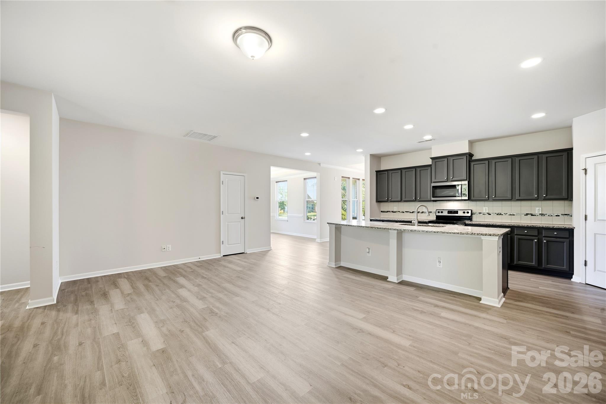 Joining Living - 8759 Mullis Forest Court, Mint Hill