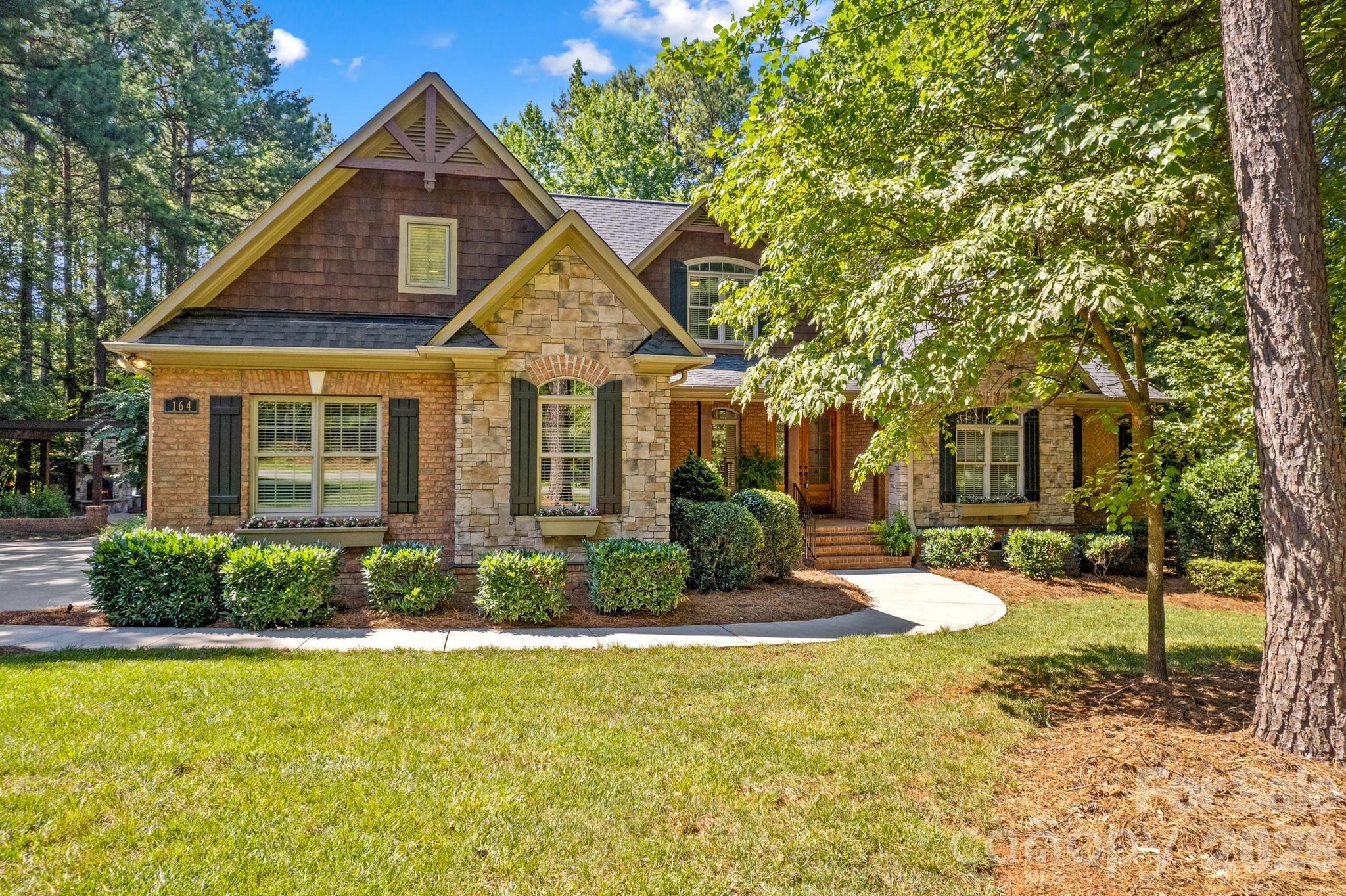 Single Family Residence at 164 Bayberry Creek Circle, Mooresville, photo 4 of 48