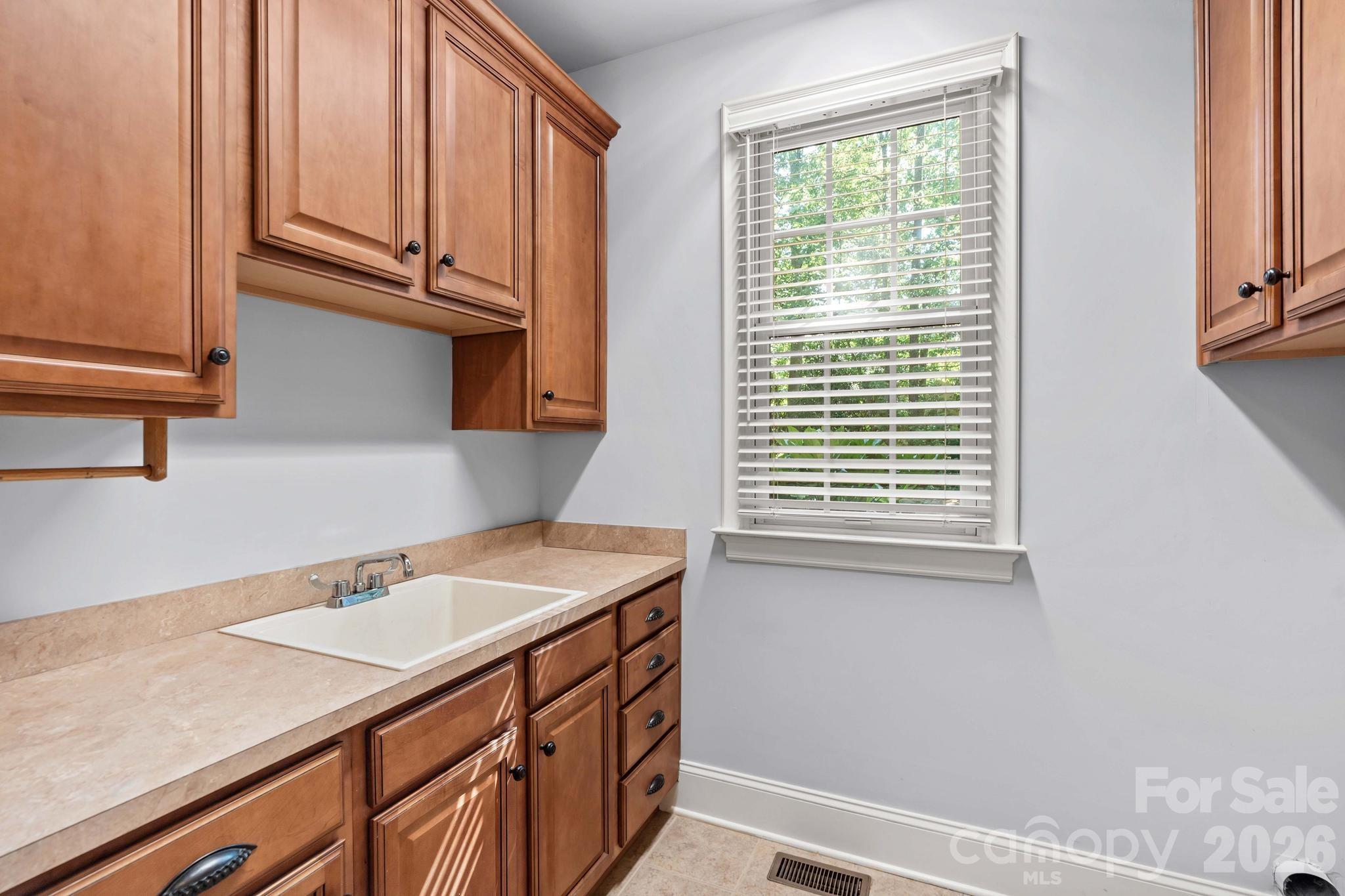 Single Family Residence at 164 Bayberry Creek Circle, Mooresville, photo 32 of 48
