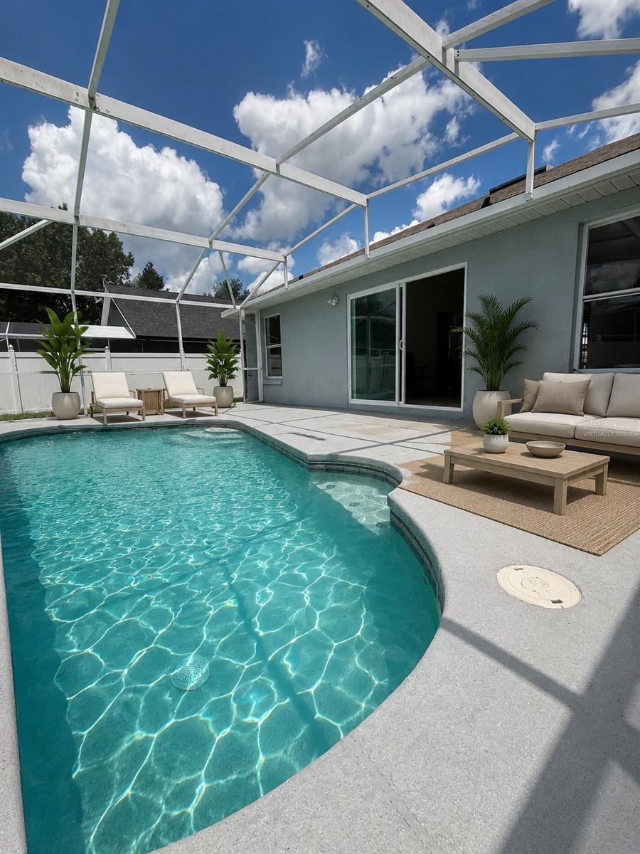Virtually Staged - 318 WALPOLE LOOP, DAVENPORT