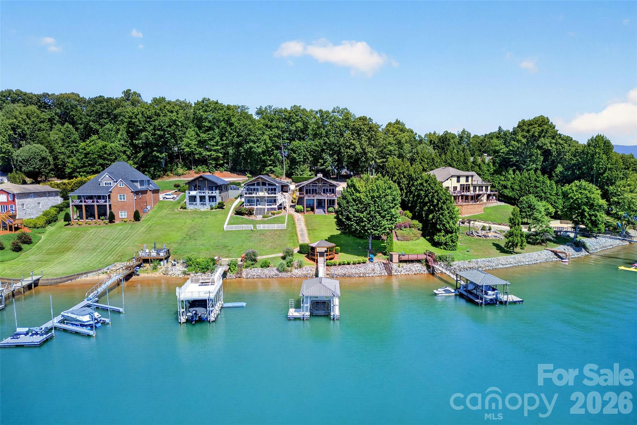 Single Family Residence at 831 Lake Club Drive, Nebo, photo 2 of 48