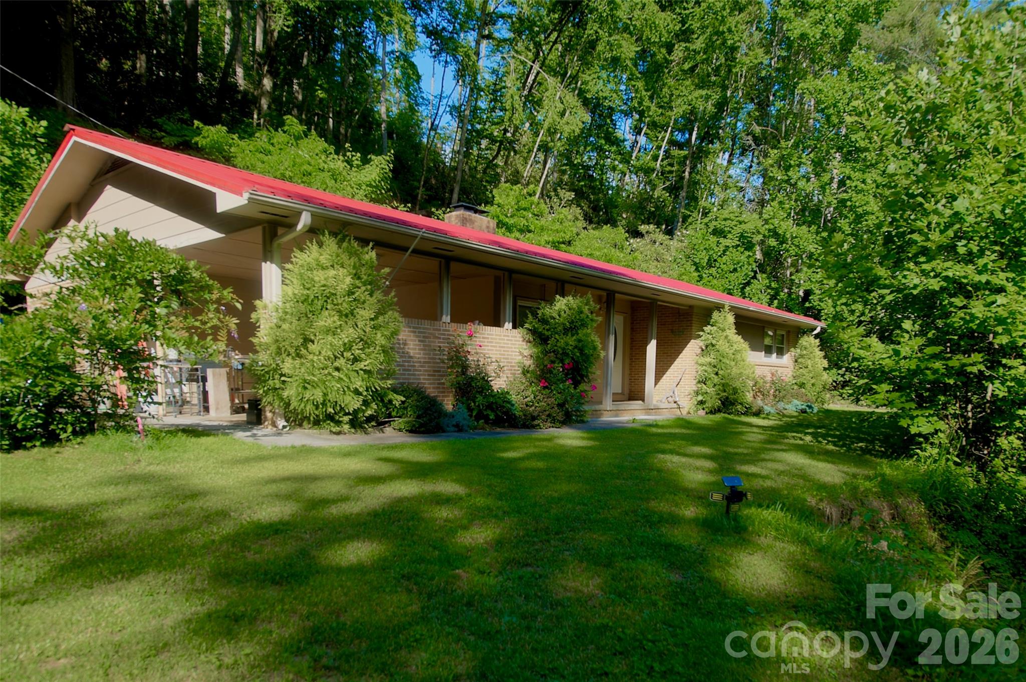 583 Deer Park Lake Road