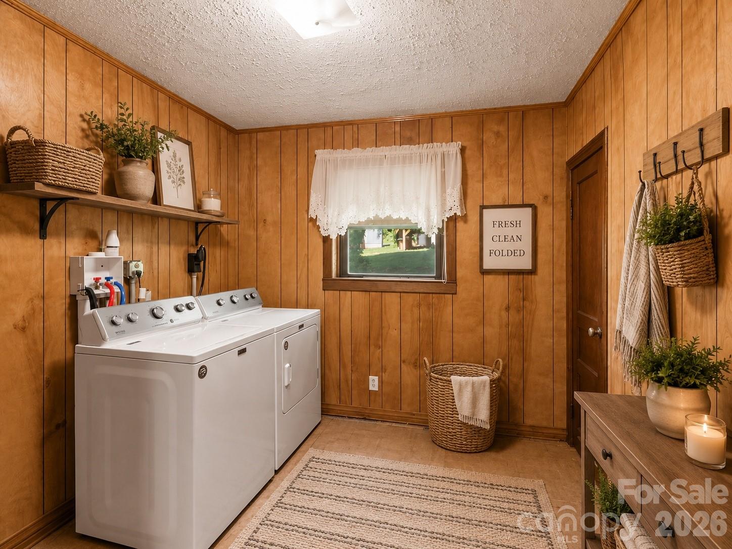 Digitally Enhanced - 39 Hawthorne Lane, Burnsville