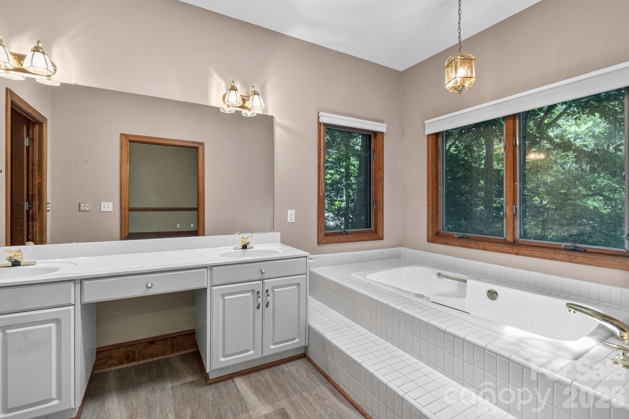 Primary bathroom - 105 Quail Lane, Mooresville