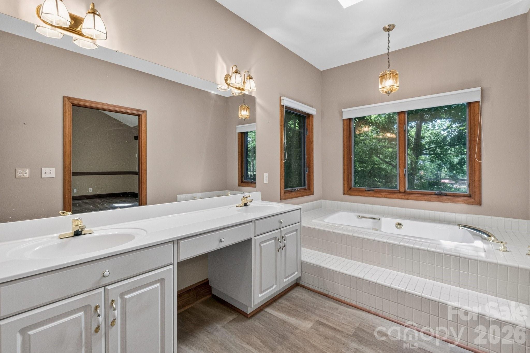 Primary bathroom - 105 Quail Lane, Mooresville