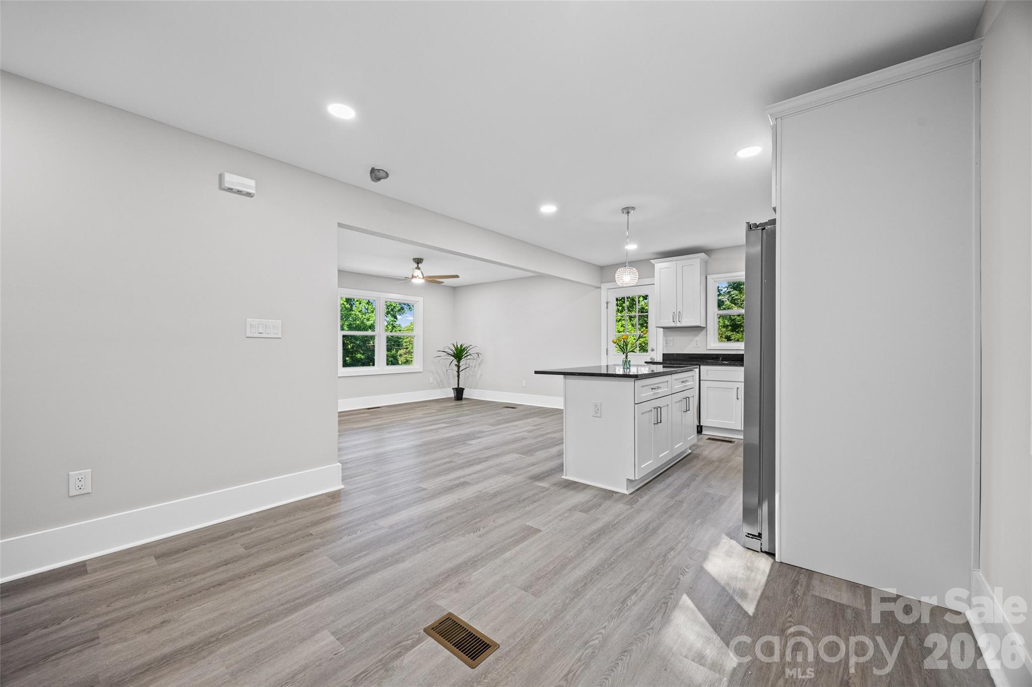 Single Family Residence at 1812 Riveria Drive, Shelby, photo 6 of 31