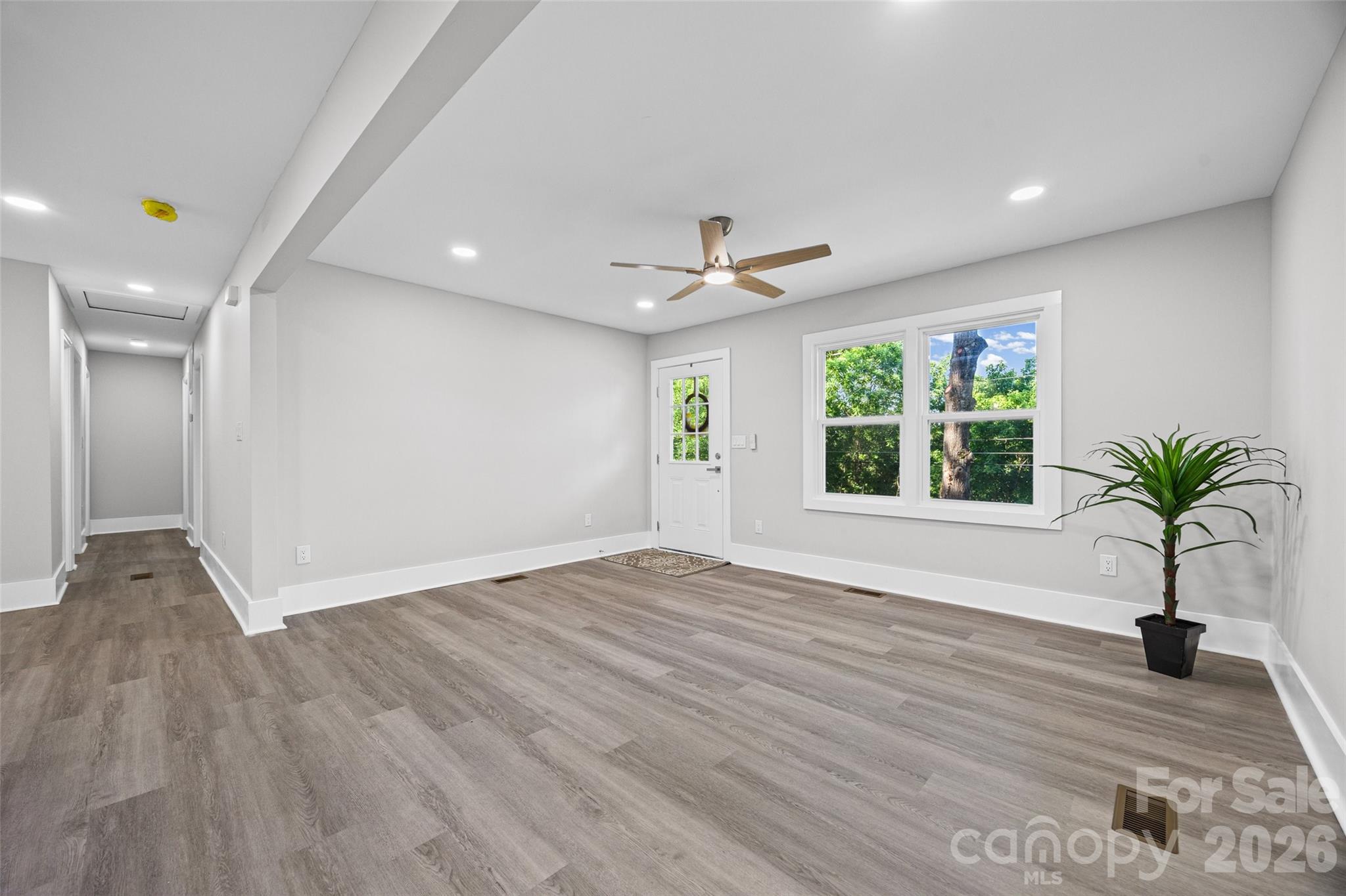Single Family Residence at 1812 Riveria Drive, Shelby, photo 5 of 31