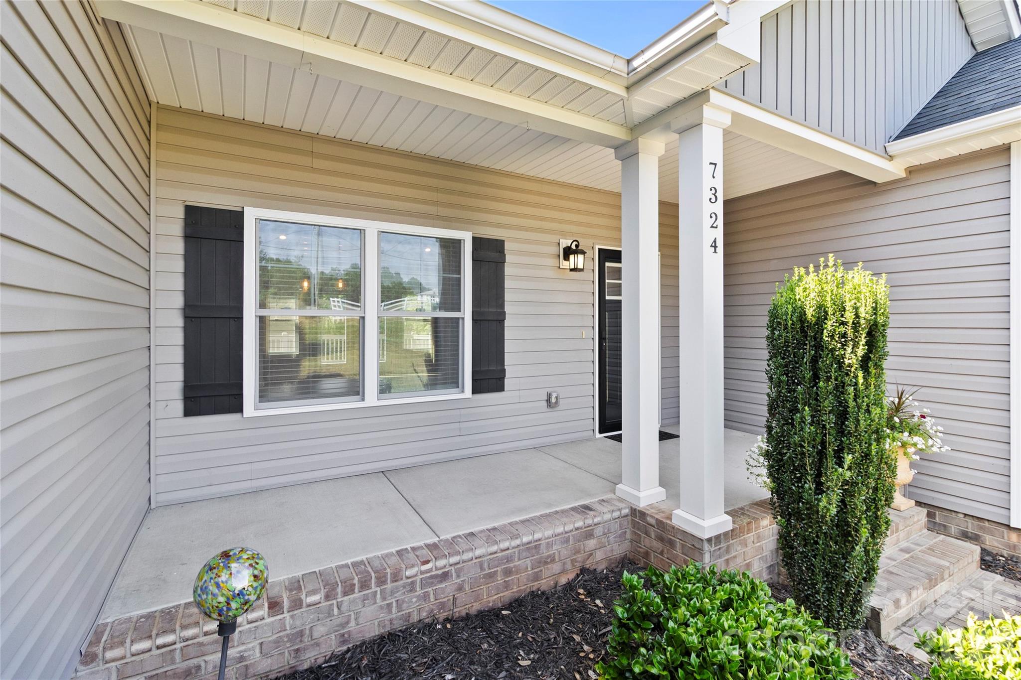 Single Family Residence at 7324 Forney Hill Road, Denver, photo 5 of 44