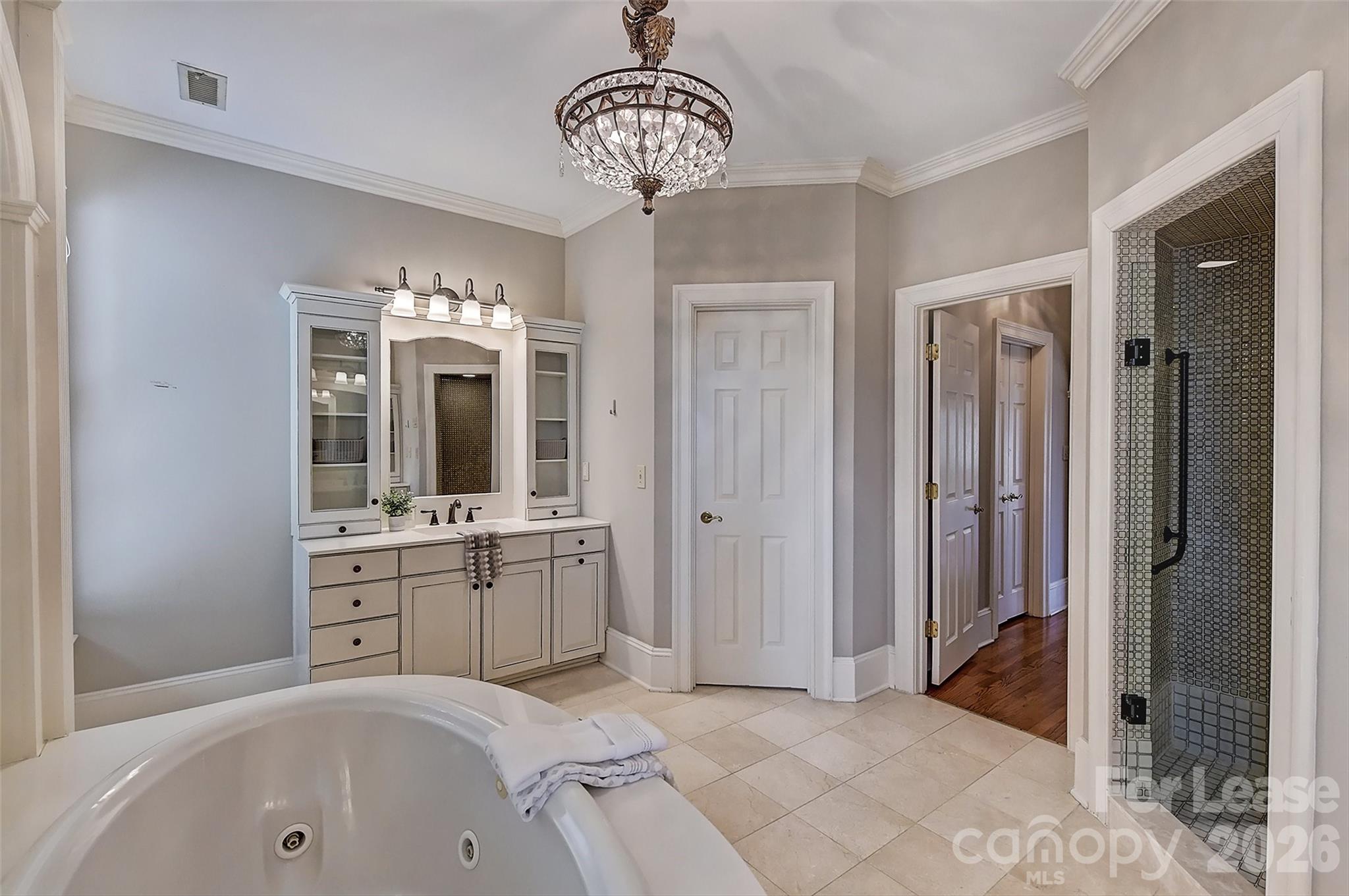 Single Family Residence at 5100 Piper Glen Drive, Charlotte, photo 26 of 48