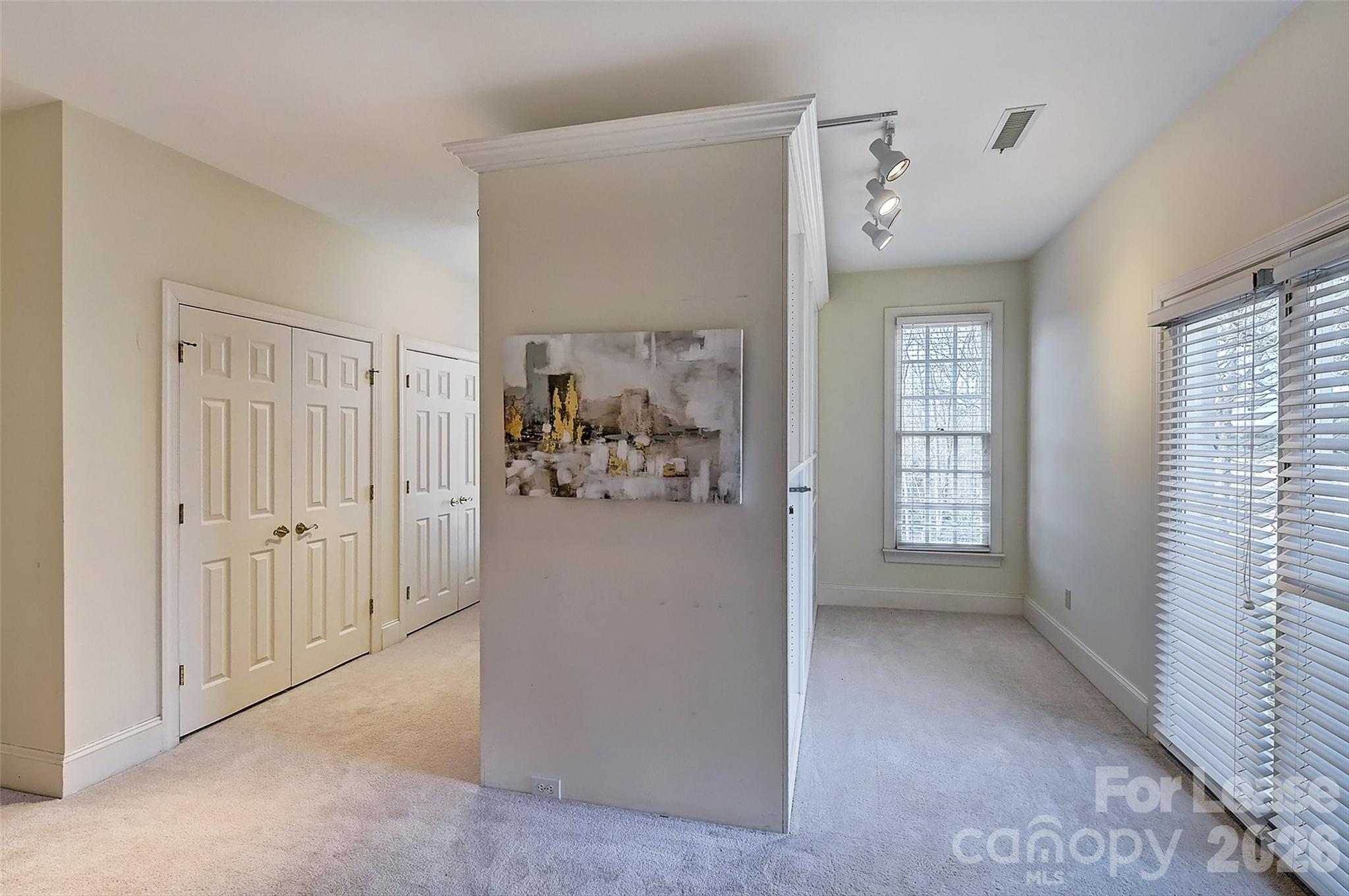 Single Family Residence at 5100 Piper Glen Drive, Charlotte, photo 28 of 48