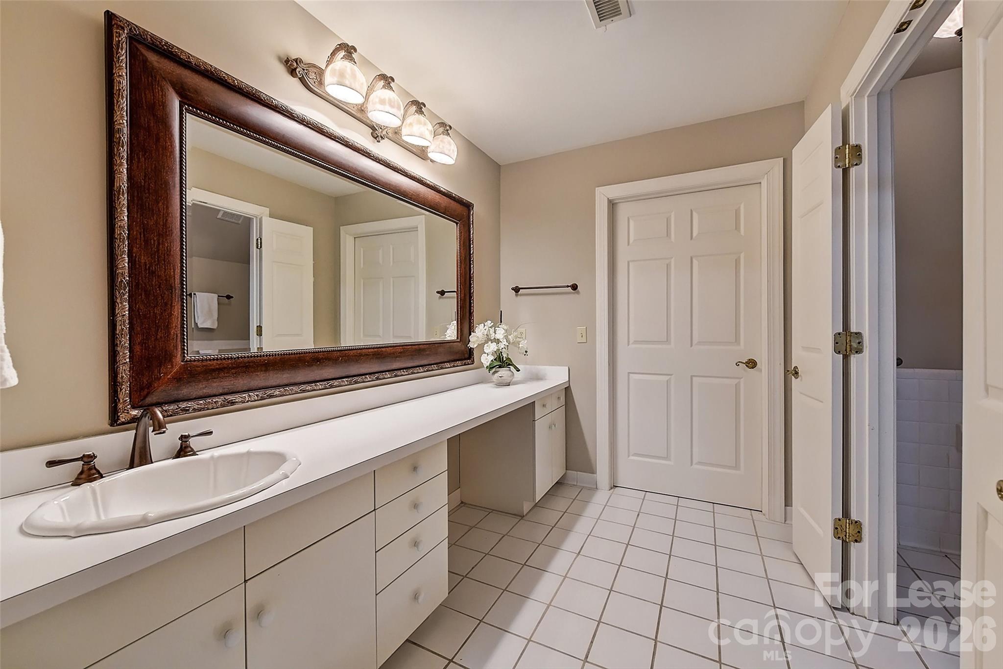 Single Family Residence at 5100 Piper Glen Drive, Charlotte, photo 37 of 48