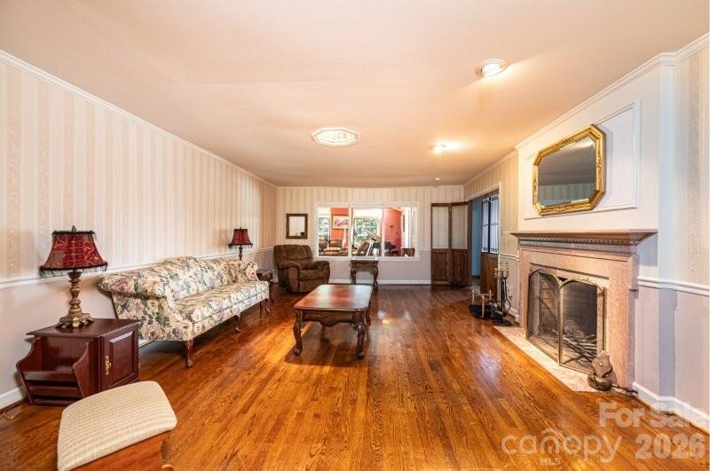 Single Family Residence at 10 Riverview Circle, Granite Falls, photo 14 of 48