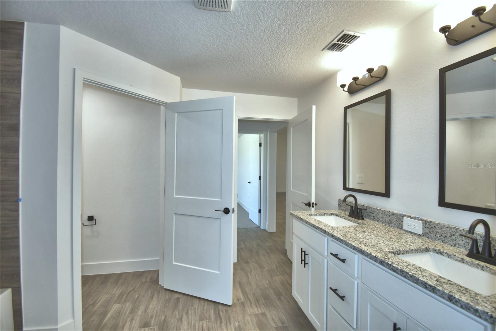 Single Family Residence at 4467 JULIANA LAKE DR, AUBURNDALE, photo 19 of 64