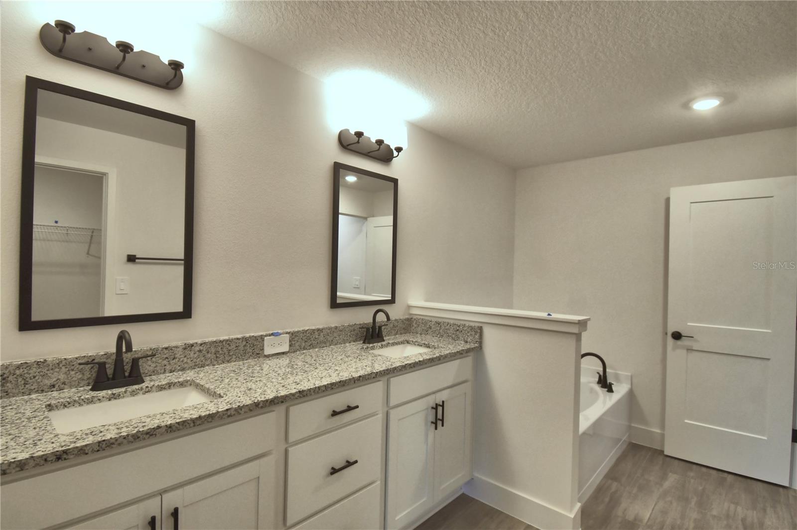 Single Family Residence at 4467 JULIANA LAKE DR, AUBURNDALE, photo 35 of 64