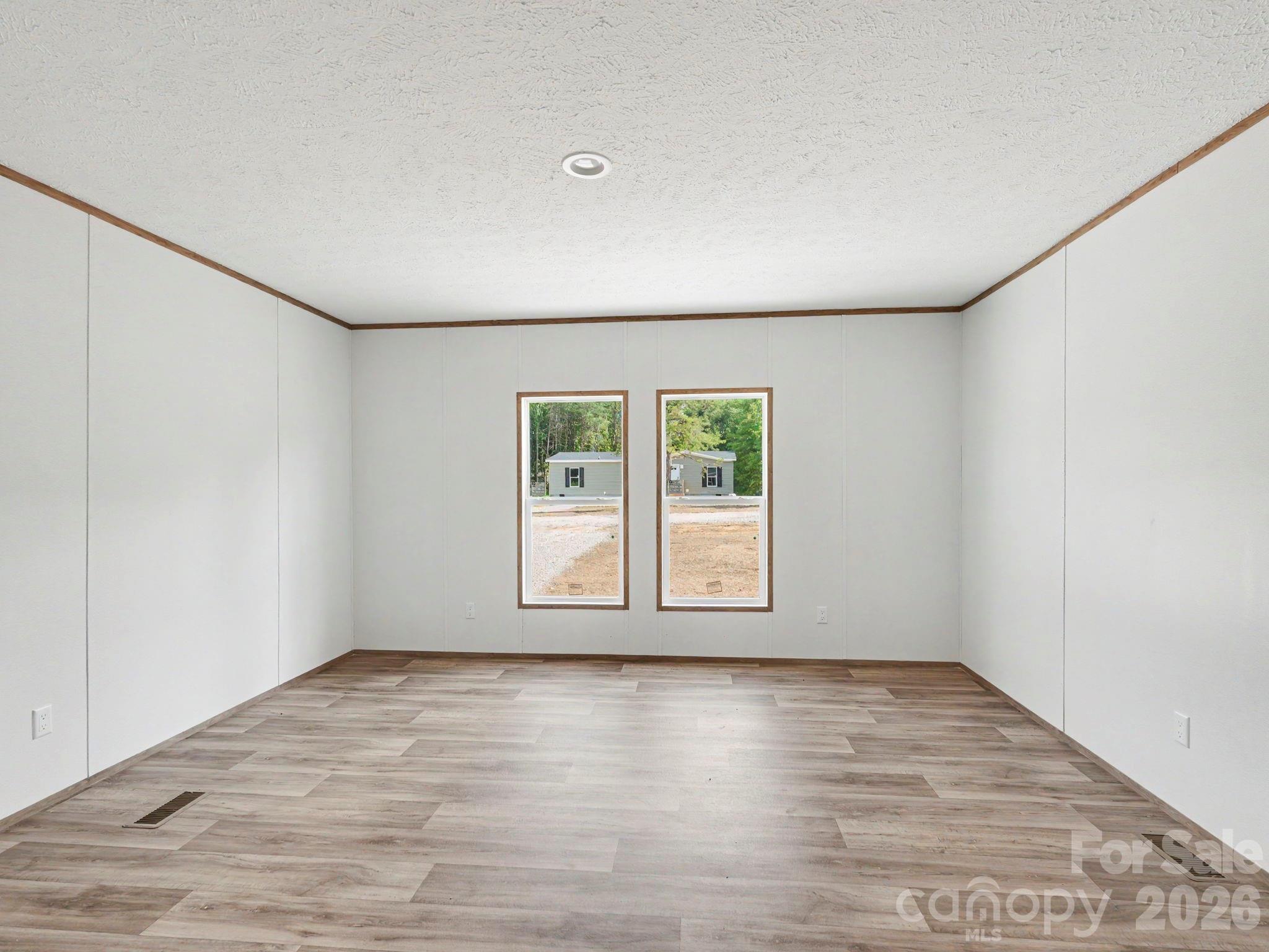 Single Family Residence at 330 Middle Brook Drive, Rockwell, photo 26 of 48