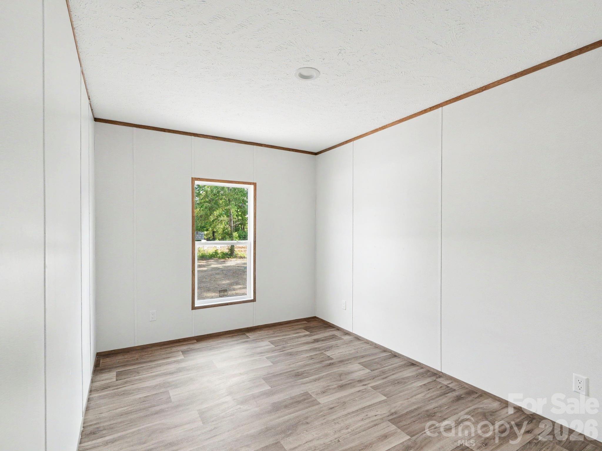 Single Family Residence at 330 Middle Brook Drive, Rockwell, photo 40 of 48