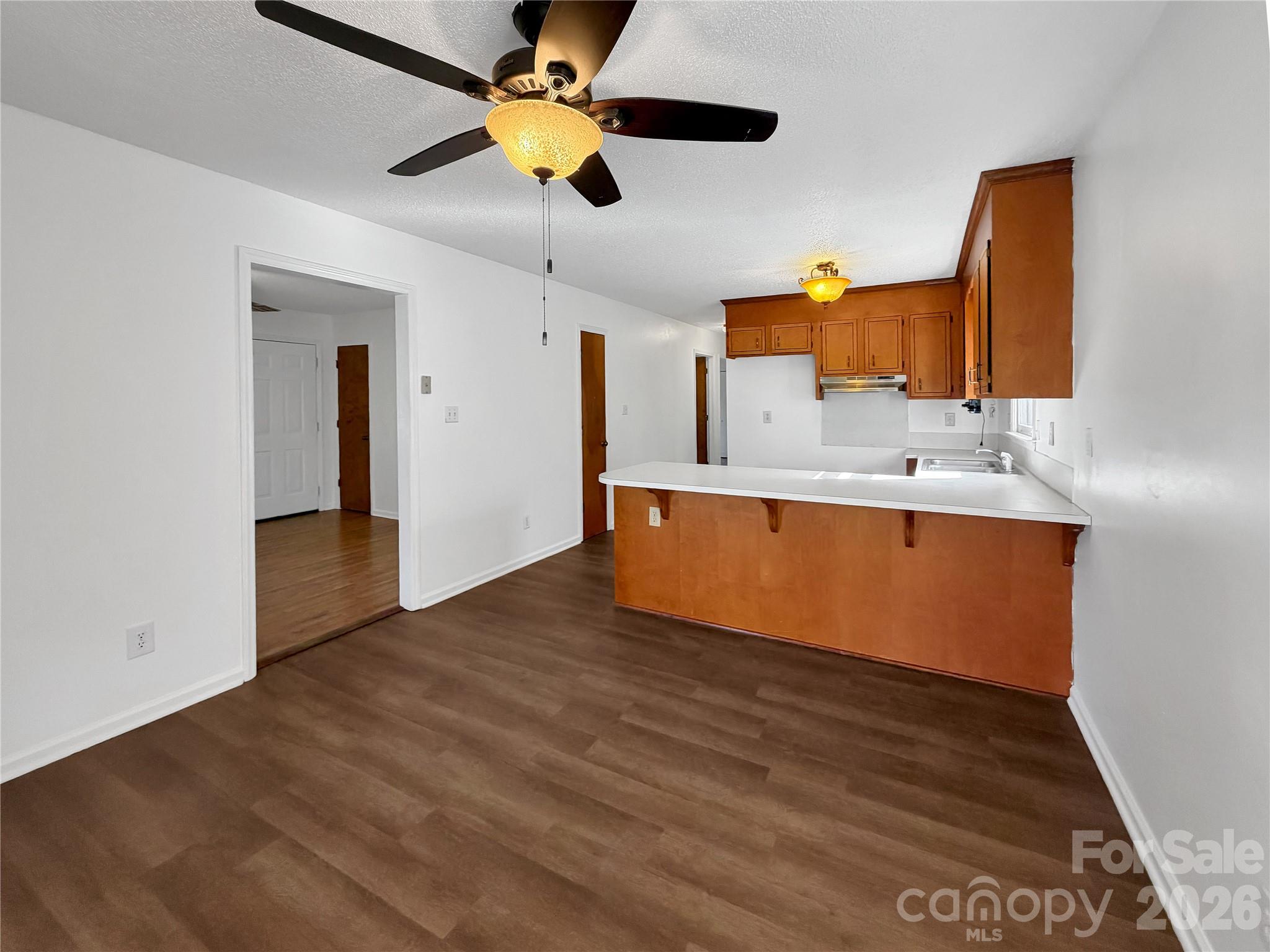 Single Family Residence at 315 Southglenn Drive, Shelby, photo 10 of 24
