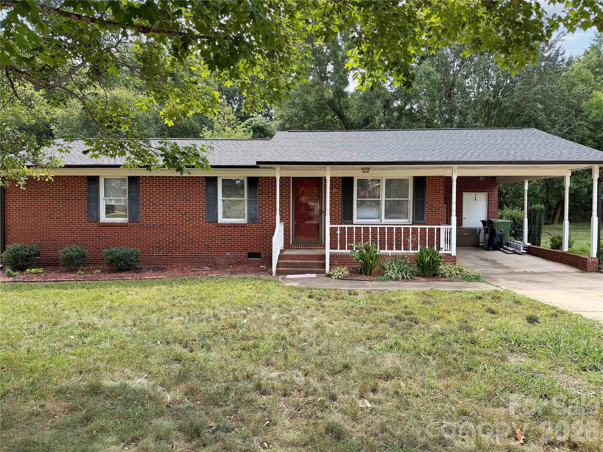 315 Southglenn Drive