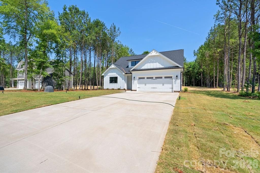 Single Family Residence at 1020 Baylor Grove Road, Monroe, photo 6 of 48