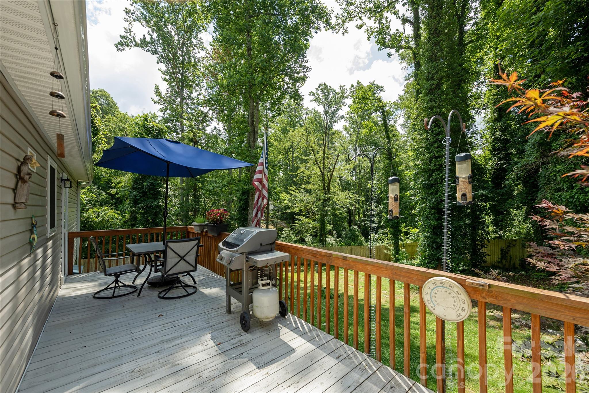 Single Family Residence at 32 Beechwood Lakes Drive, Hendersonville, photo 14 of 27