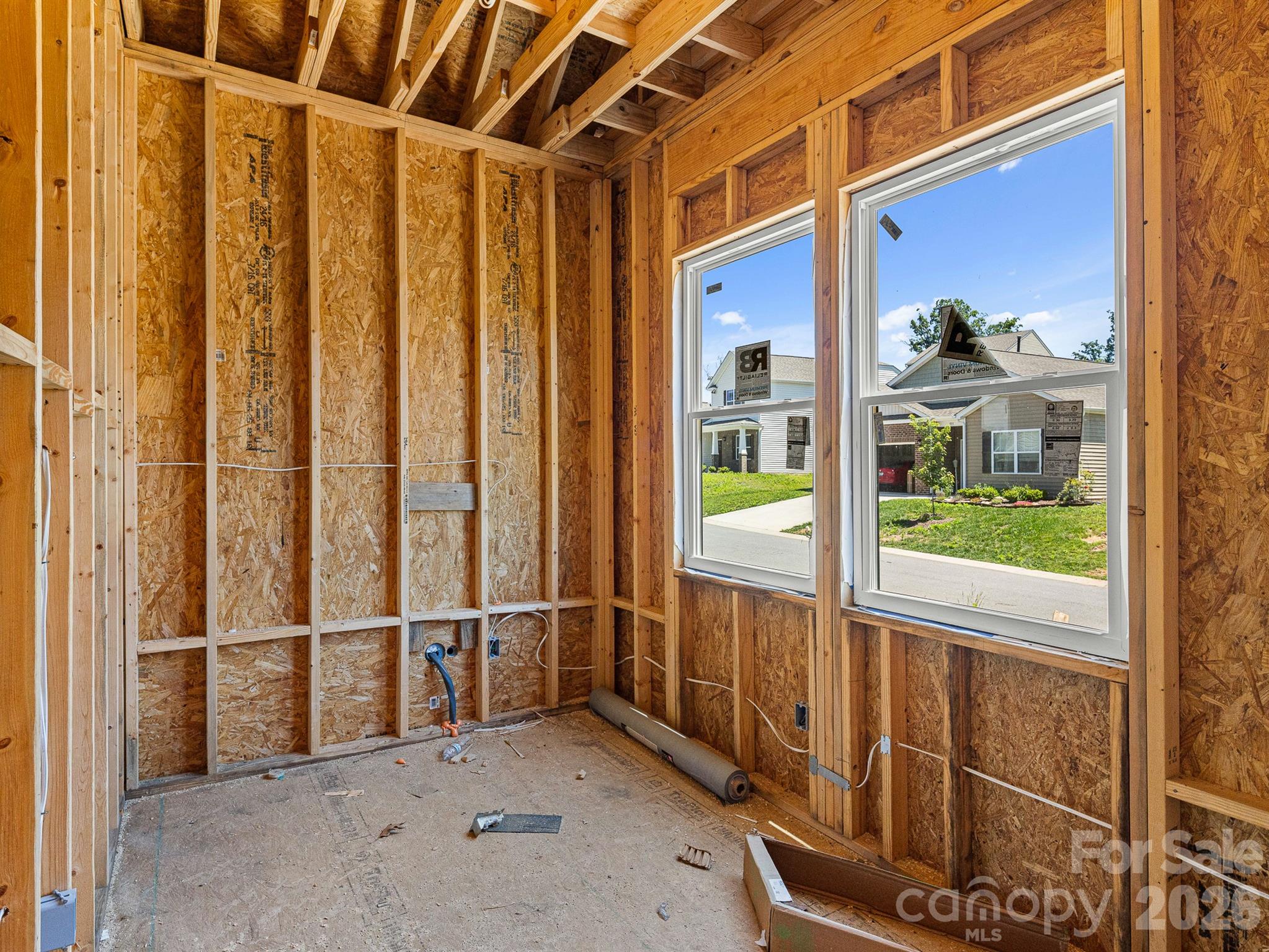 Single Family Residence at 914 Newport Court, Asheville, photo 17 of 40