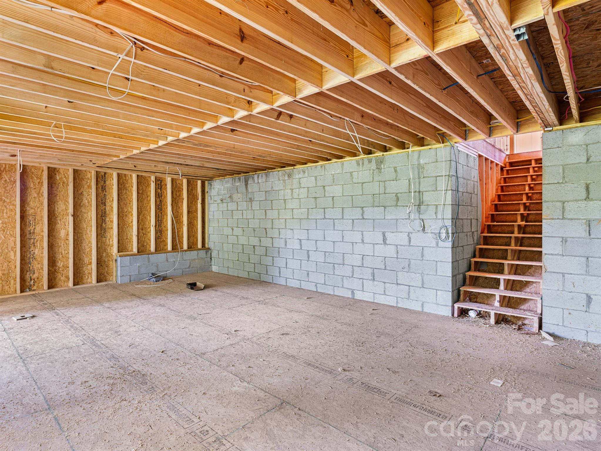 Single Family Residence at 914 Newport Court, Asheville, photo 35 of 40