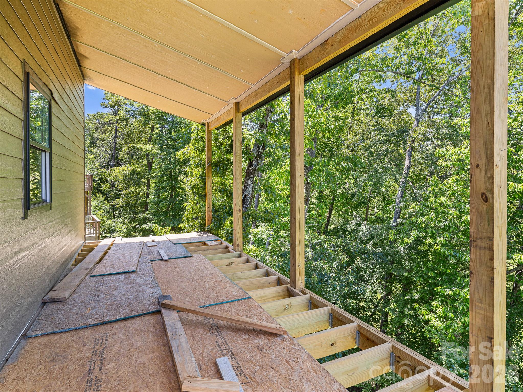 Single Family Residence at 914 Newport Court, Asheville, photo 37 of 40