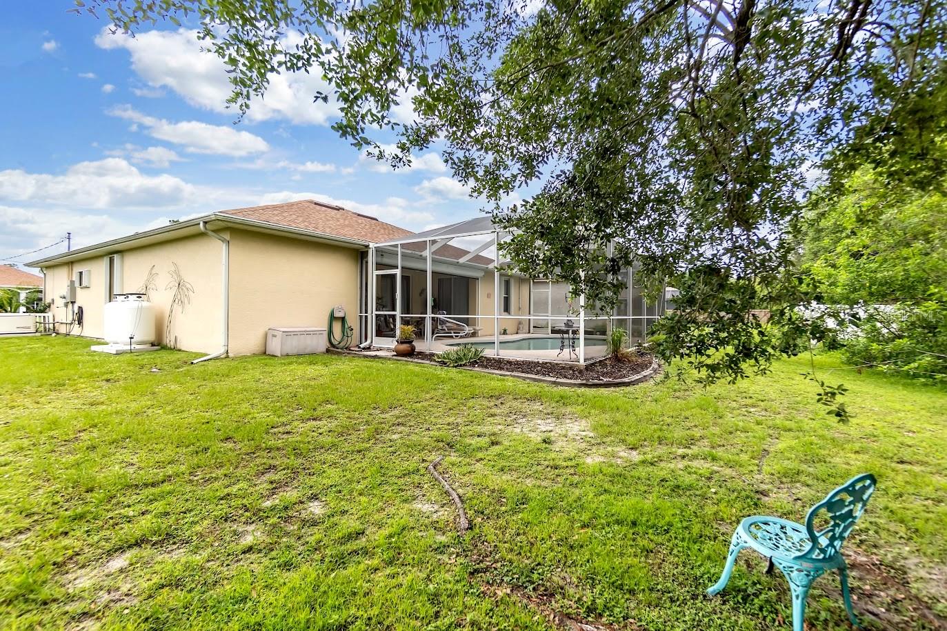 Single Family Residence at 2260 ZUYDER TER, NORTH PORT, photo 9 of 38
