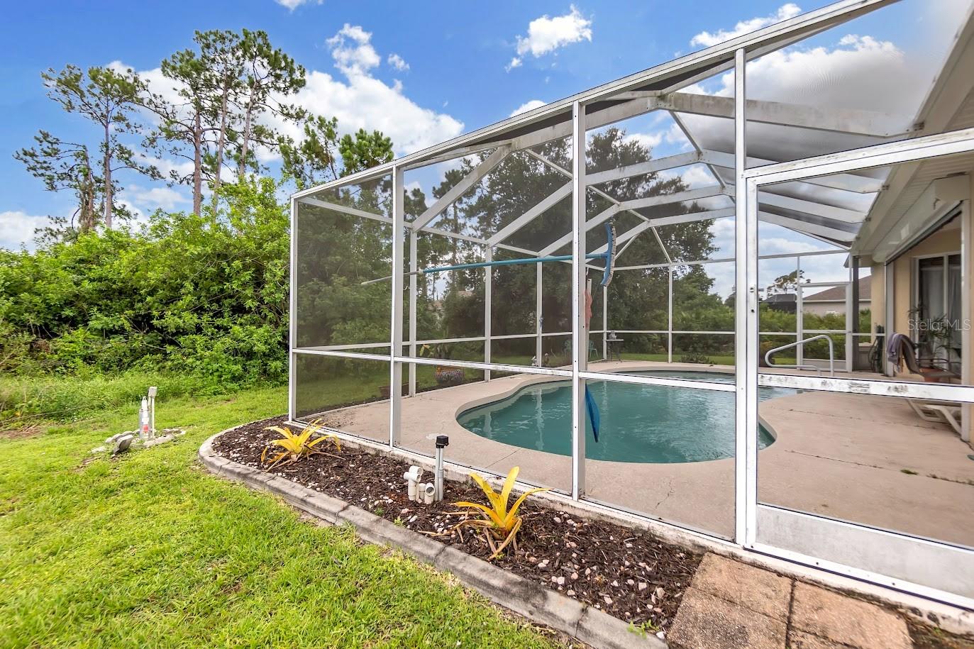 Single Family Residence at 2260 ZUYDER TER, NORTH PORT, photo 12 of 38