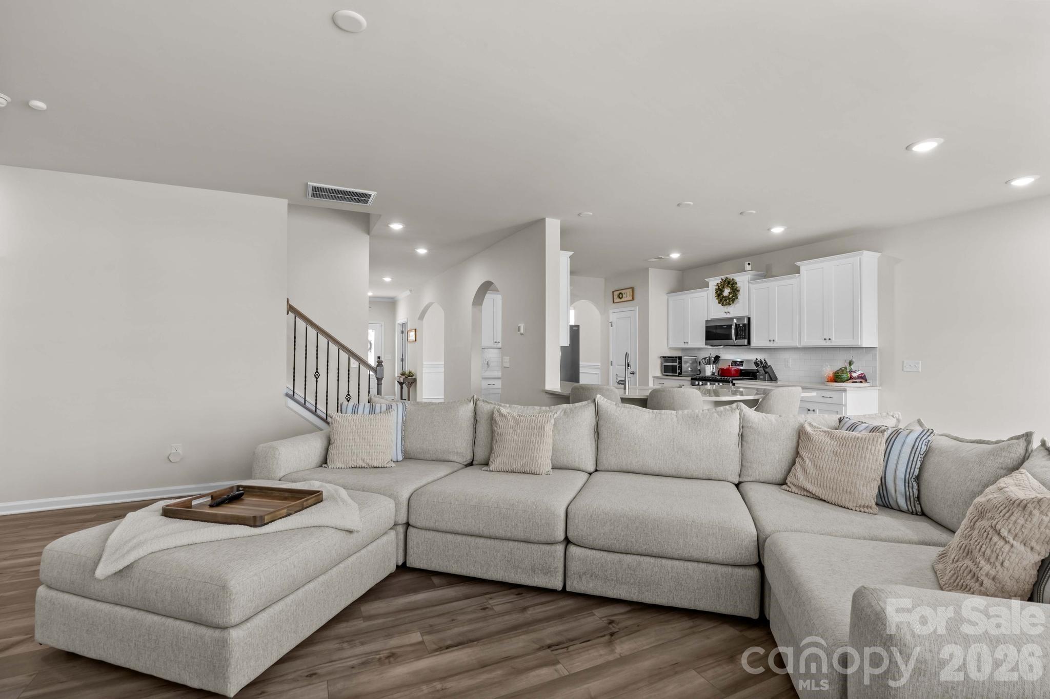Single Family Residence at 206 Abersham Drive, Mooresville, photo 5 of 40