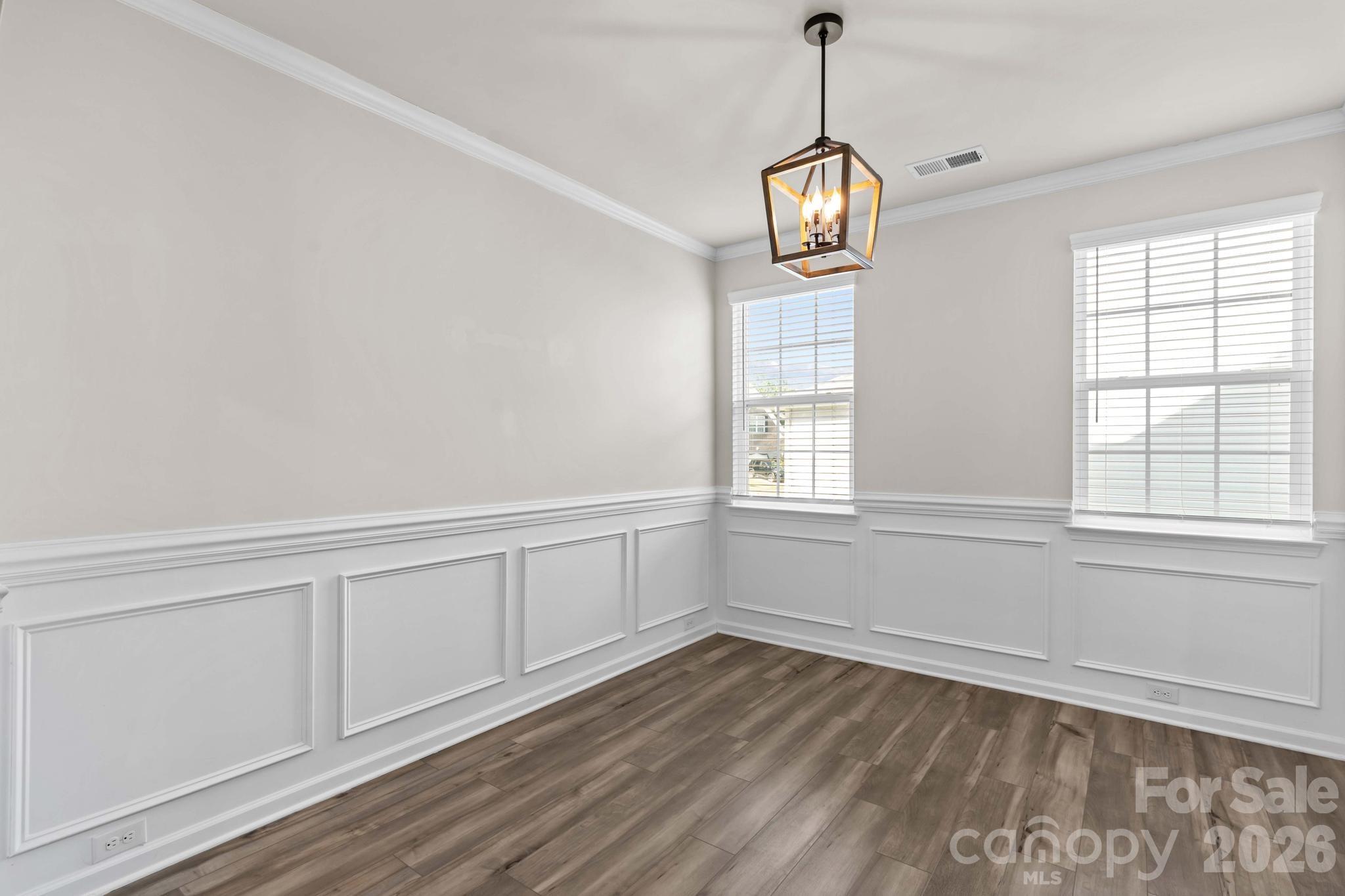 Single Family Residence at 206 Abersham Drive, Mooresville, photo 14 of 40