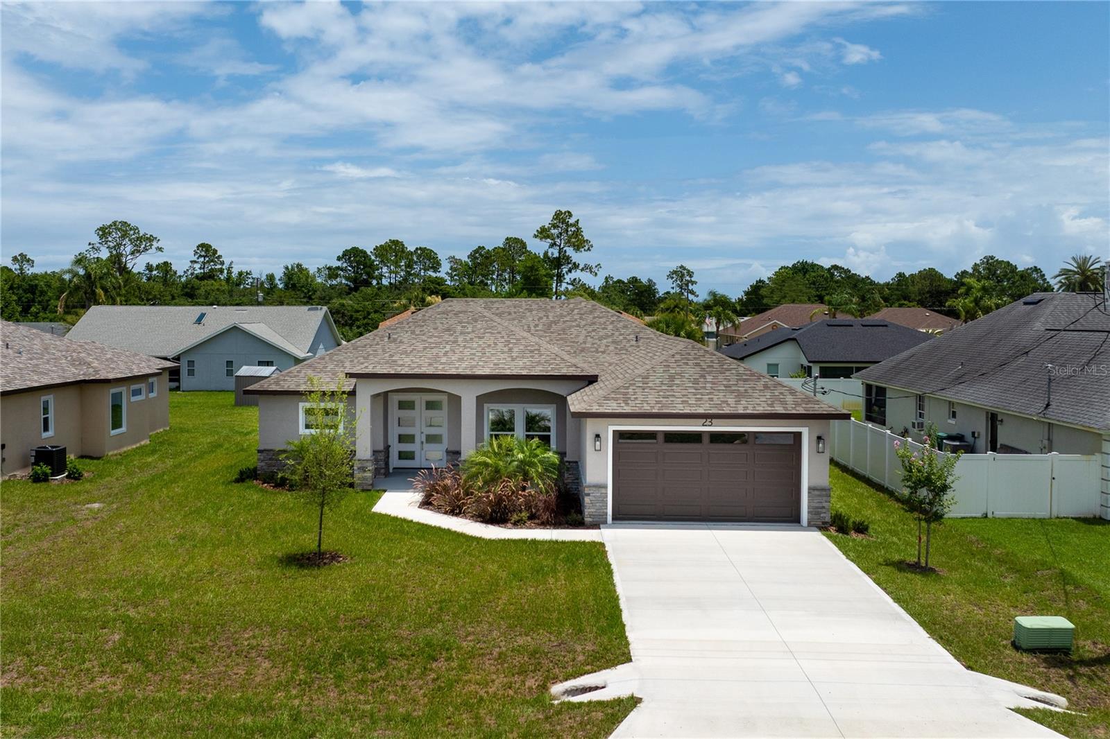 23 FRANCIS LN