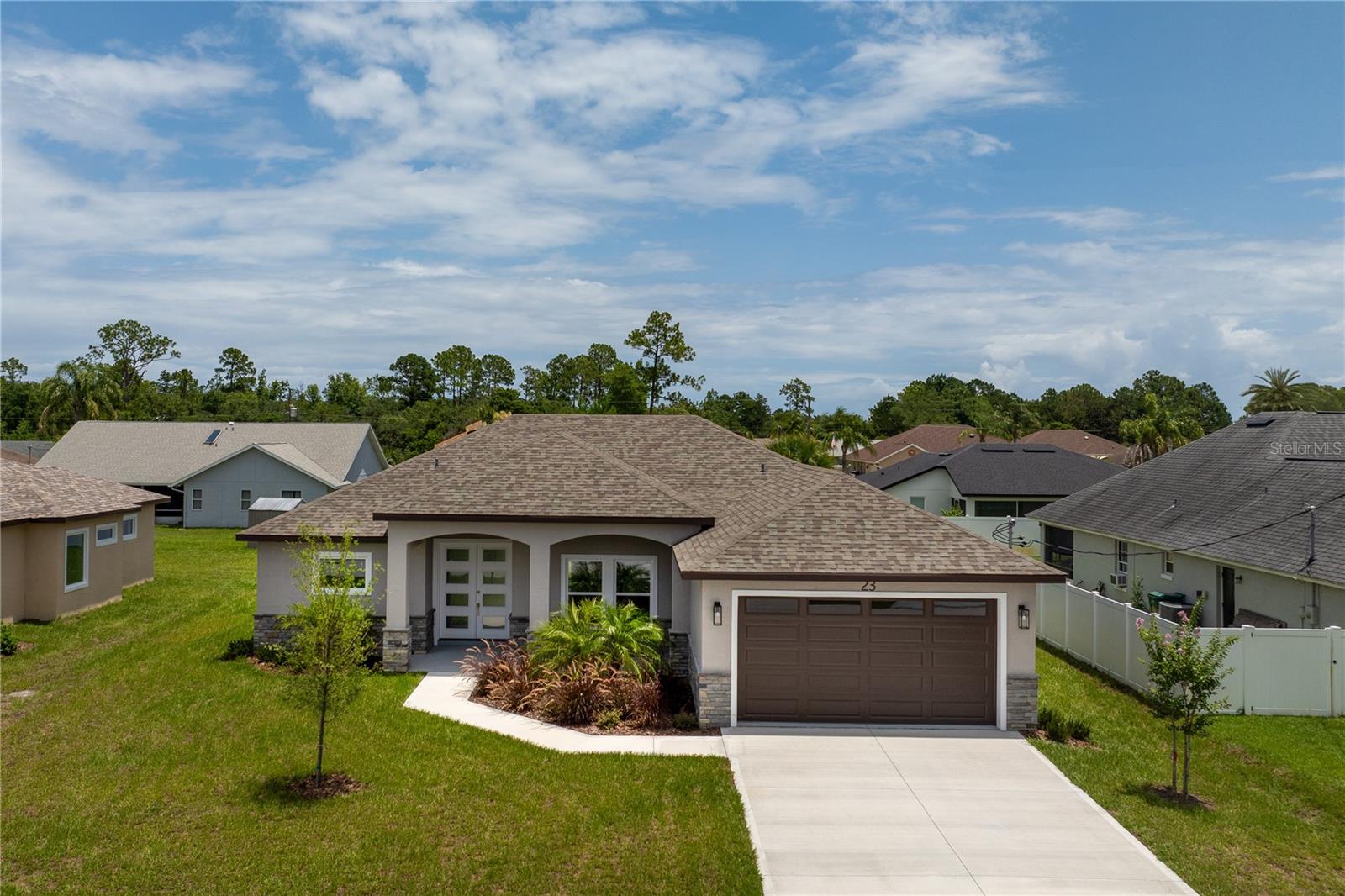 Single Family Residence at 23 FRANCIS LN, PALM COAST, photo 2 of 46