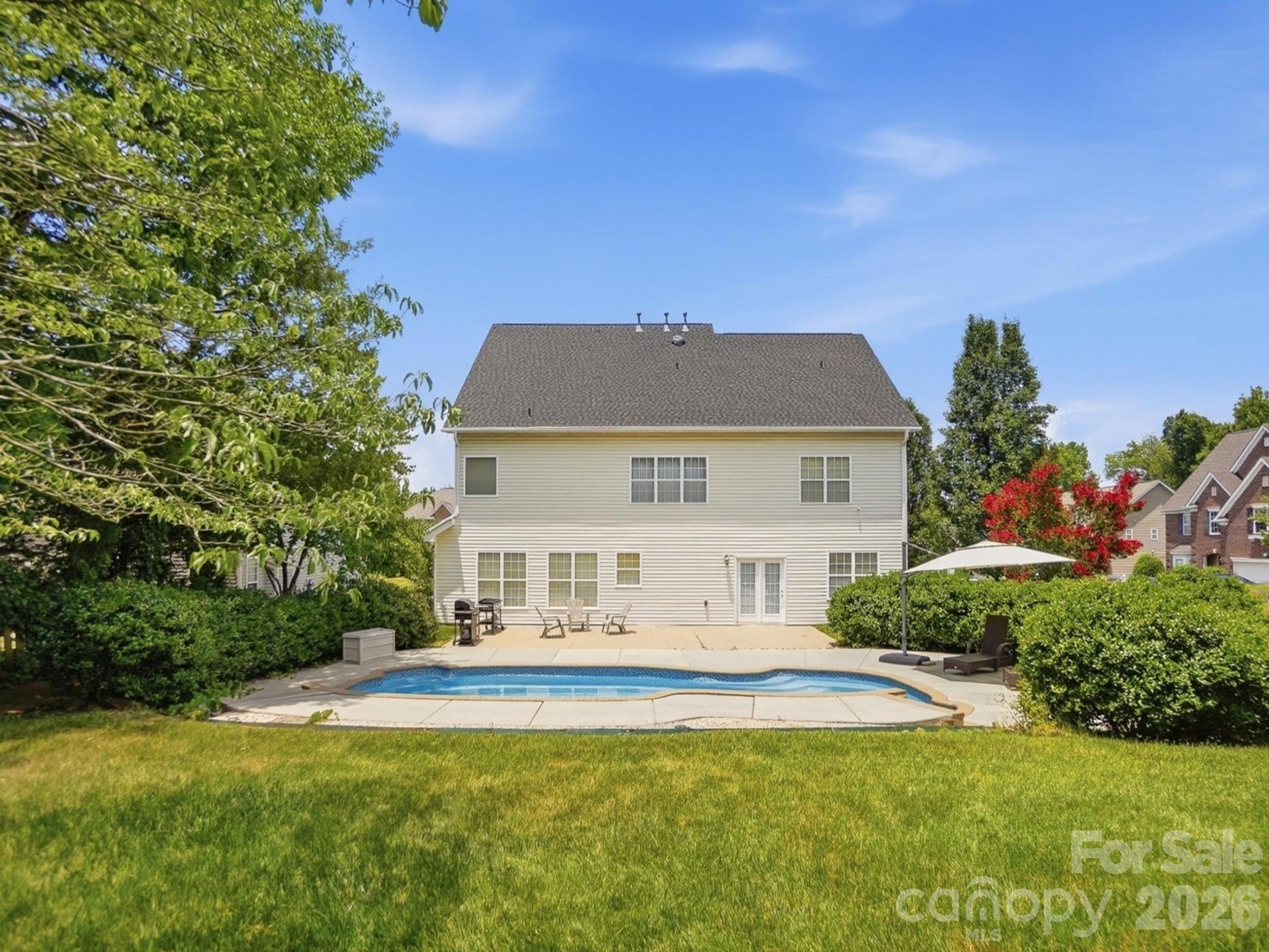 Plenty of Grass area behind and around the pool - 5008 Rosewater Lane, Indian Trail