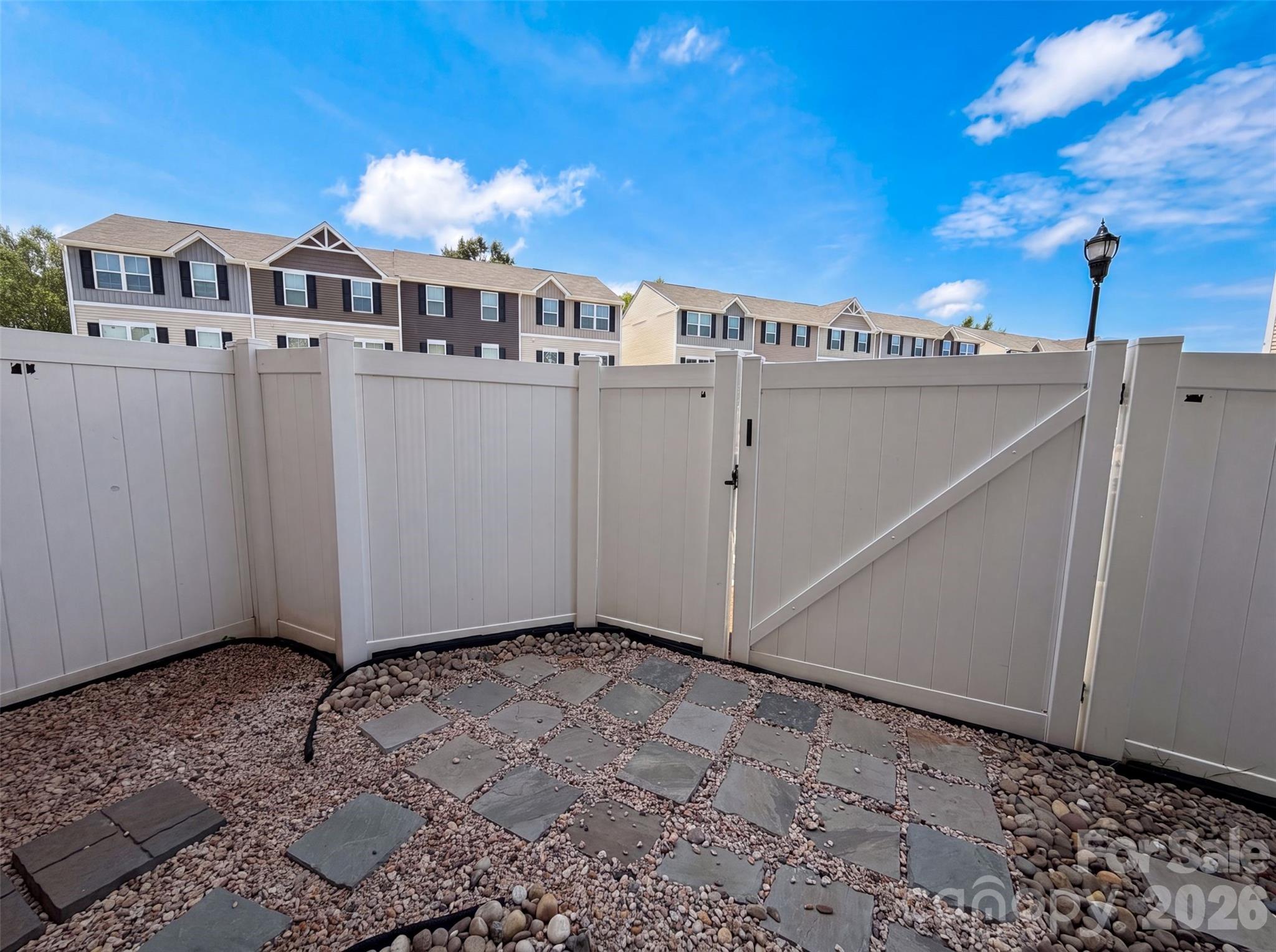 Townhouse at 923 Taybyn Road, Fort Mill, photo 14 of 14