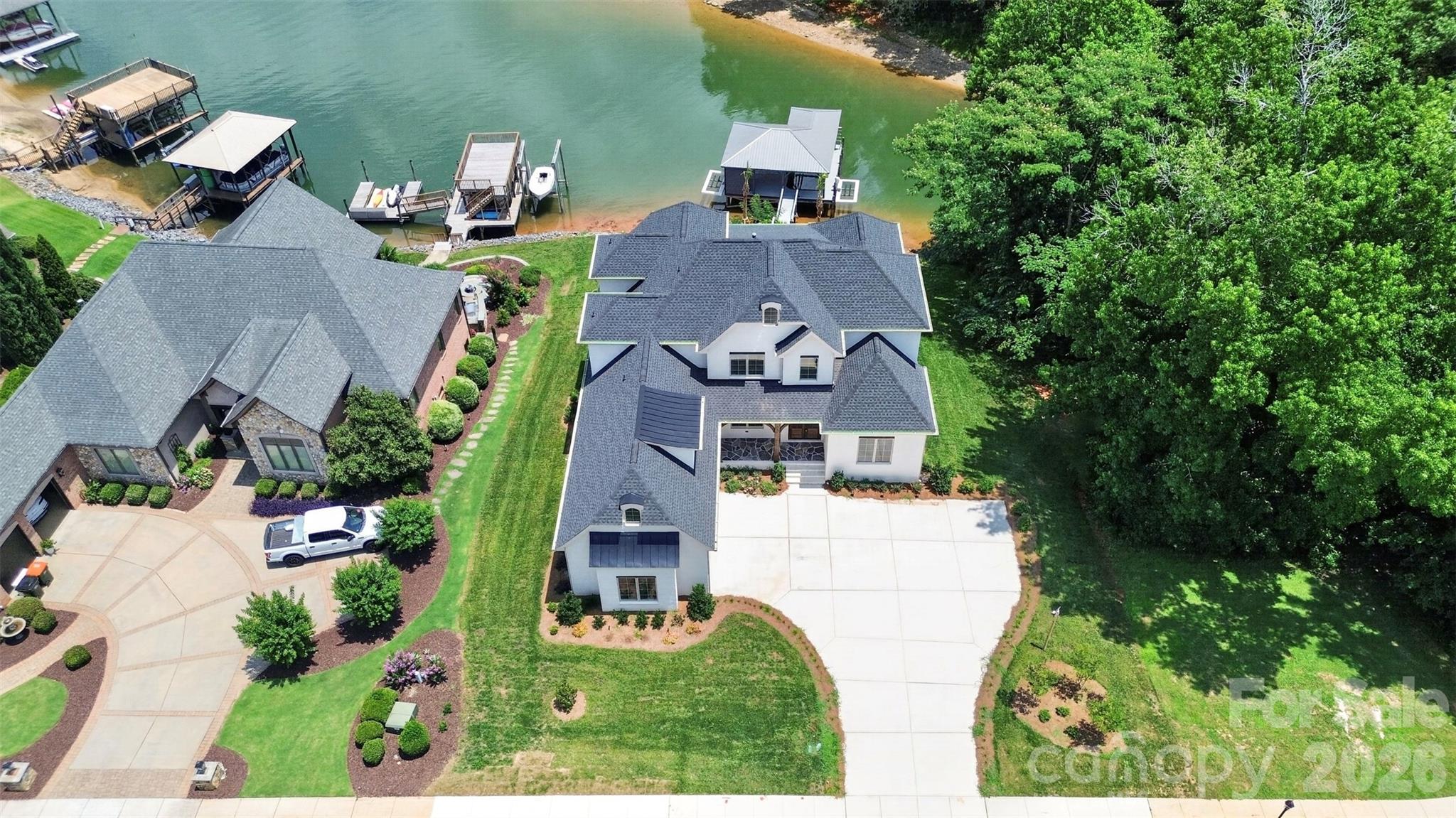 Single Family Residence at 506 Joslin Pointe Lane, Rock Hill, photo 3 of 48