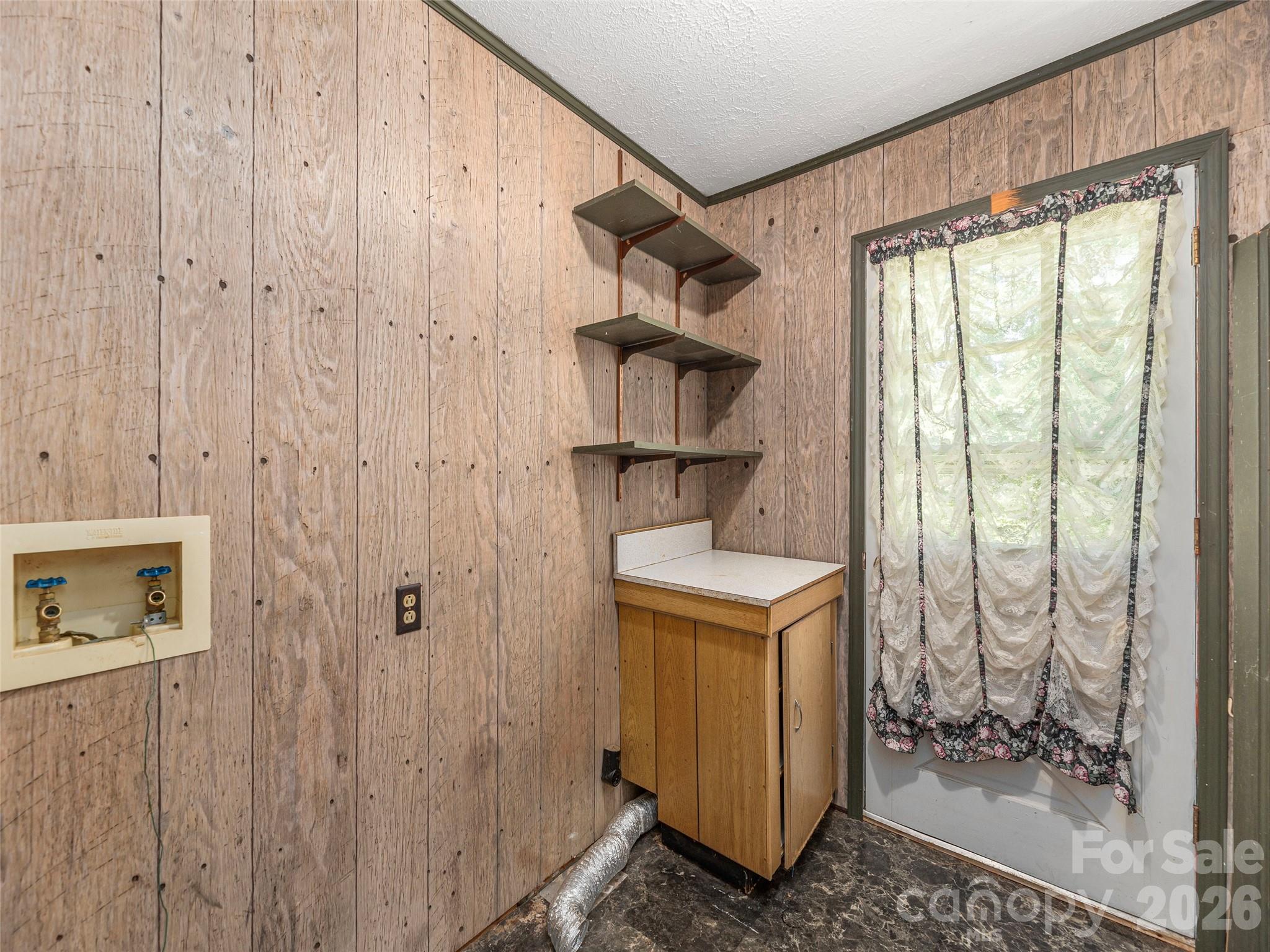 Single Family Residence at 25 Laurel Park Drive, Arden, photo 8 of 19