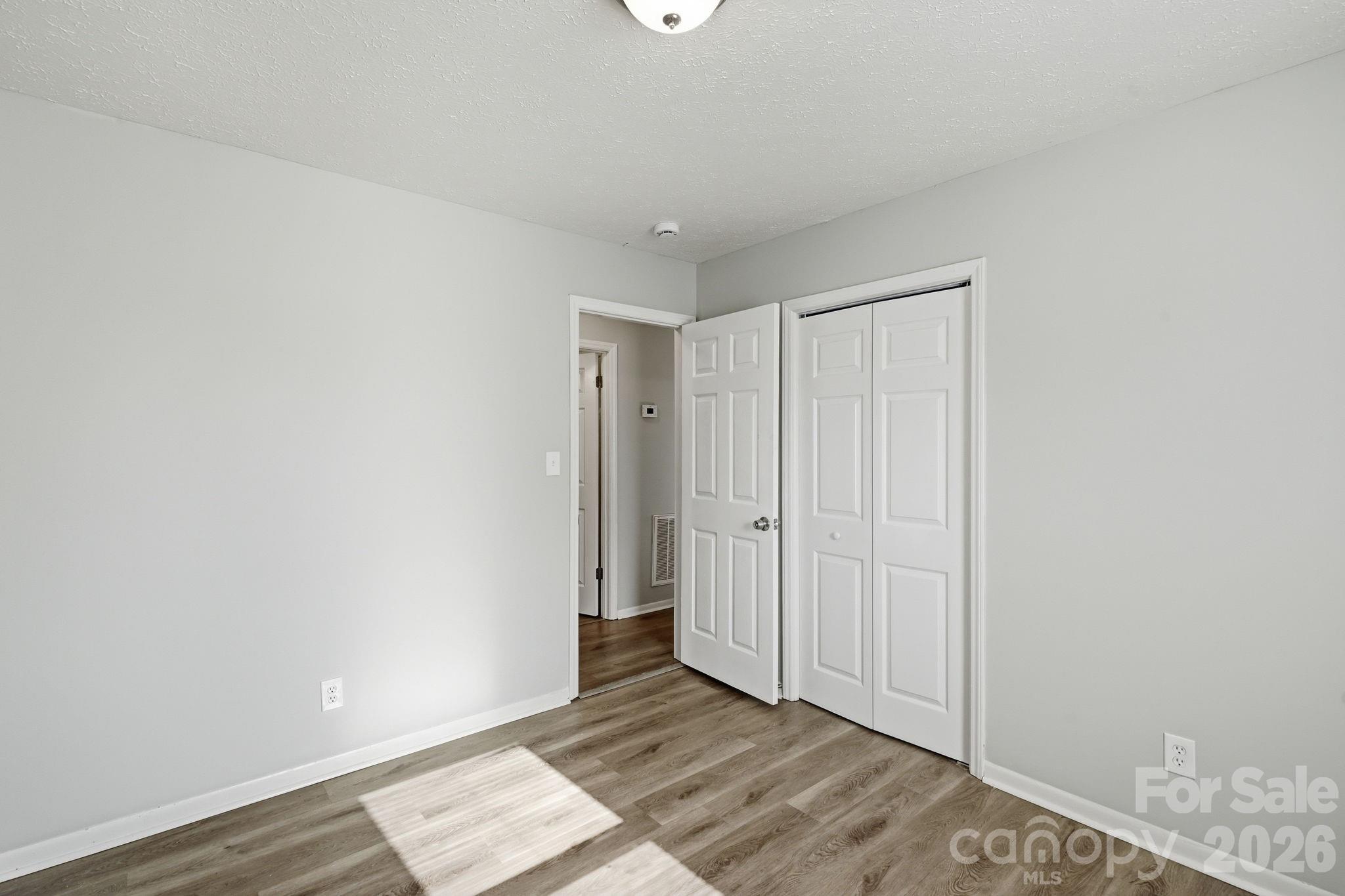 Single Family Residence at 202 Cooke Circle, Kings Mountain, photo 19 of 33