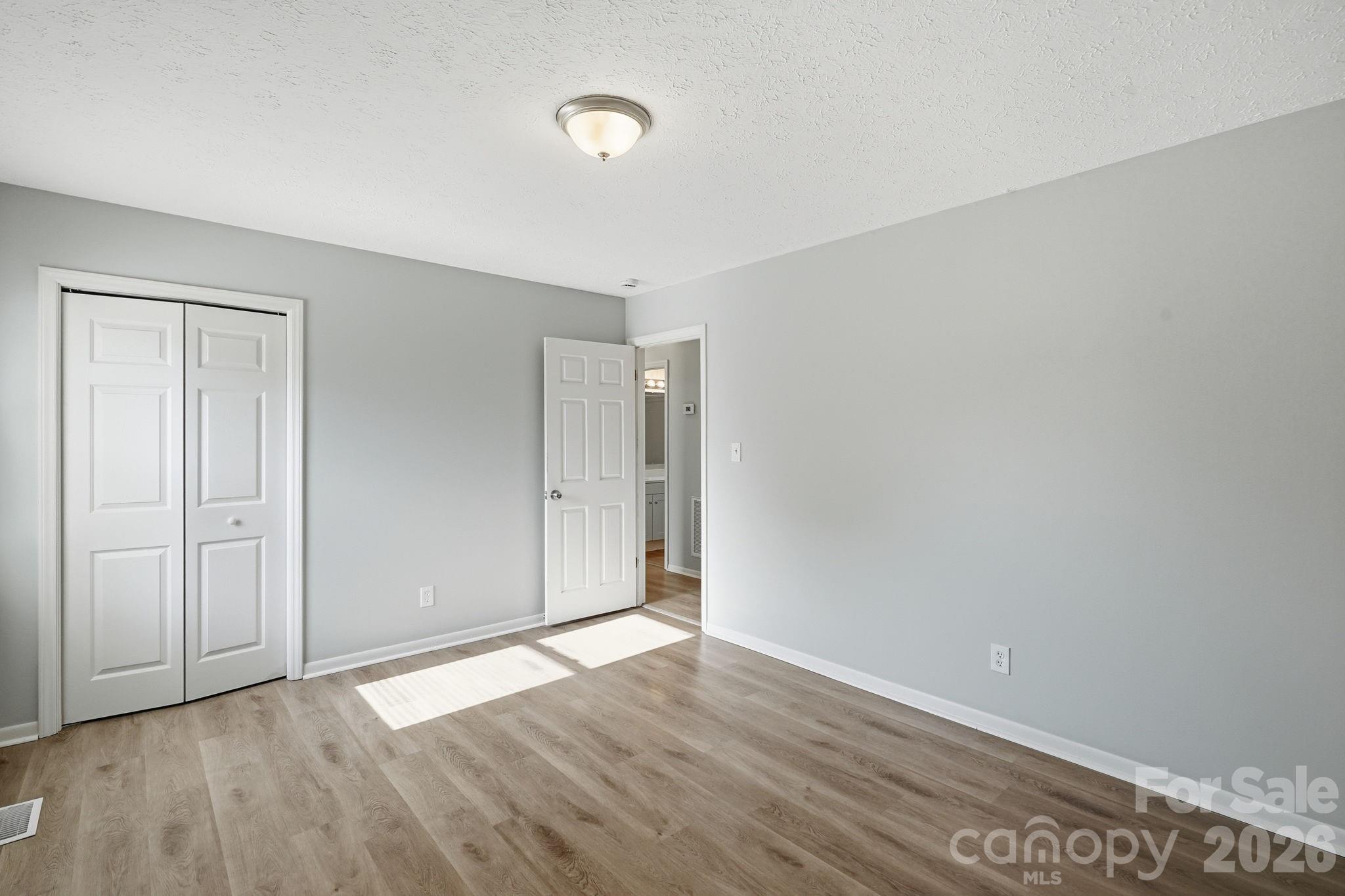 Single Family Residence at 202 Cooke Circle, Kings Mountain, photo 23 of 33